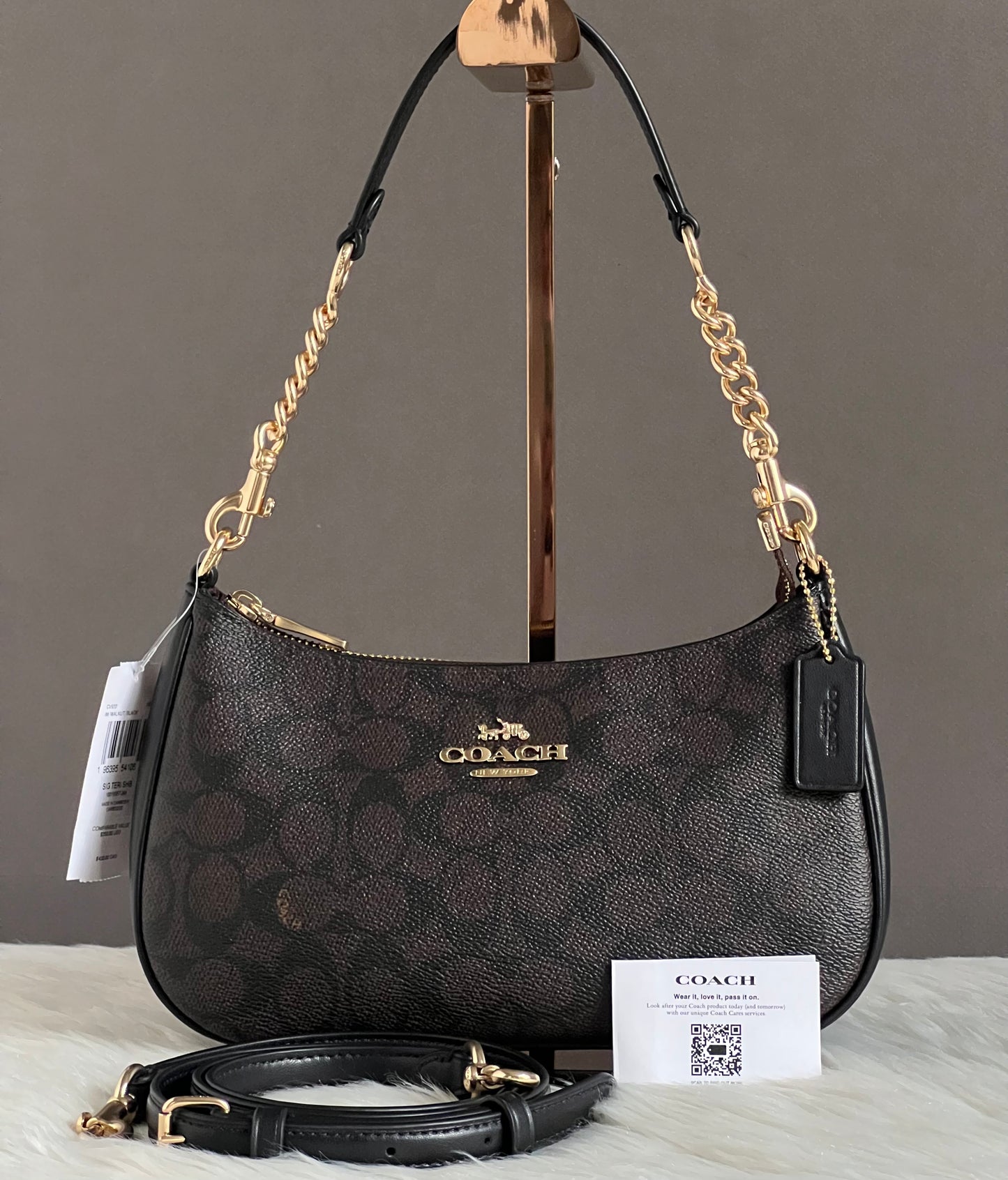 Coach Teri Shoulder Bag in Signature Canvas