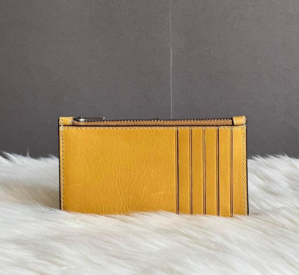 Coach Men’s Zip Card Case with Coach Badge