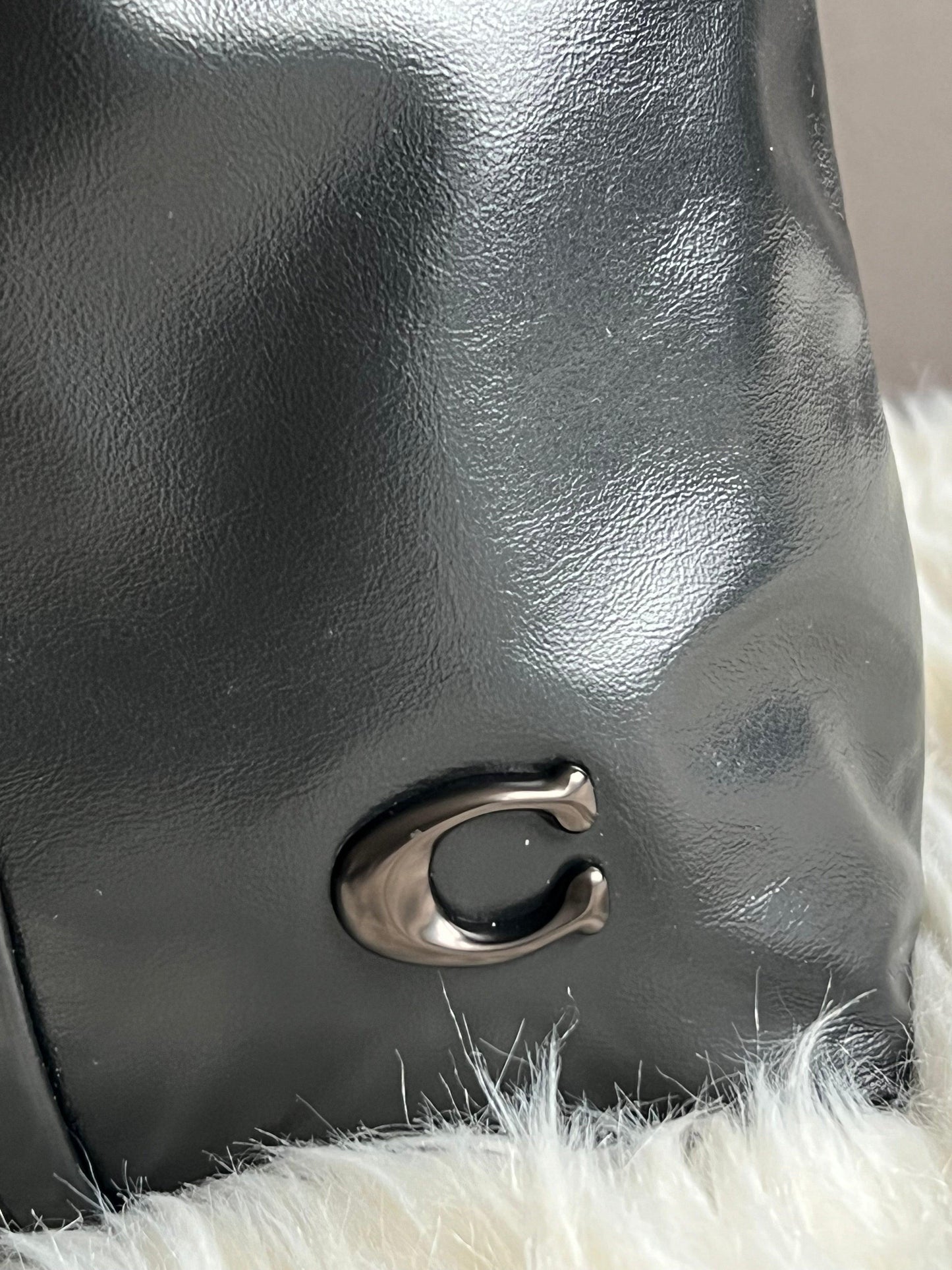 Coach Hall Tote 33