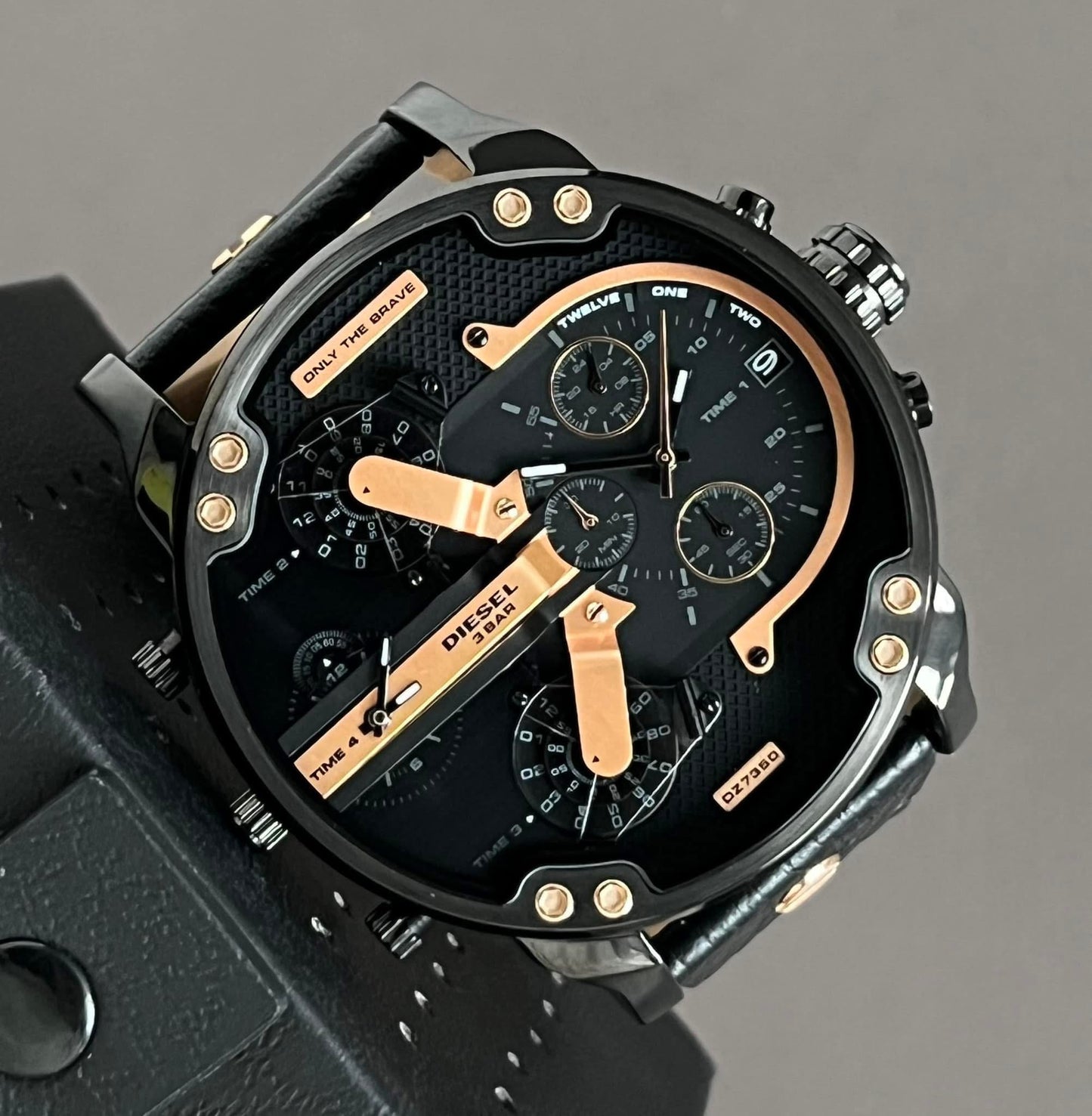Diesel Men’s Mr. Daddy 2.0 Chrono Black Dial Leather Watch