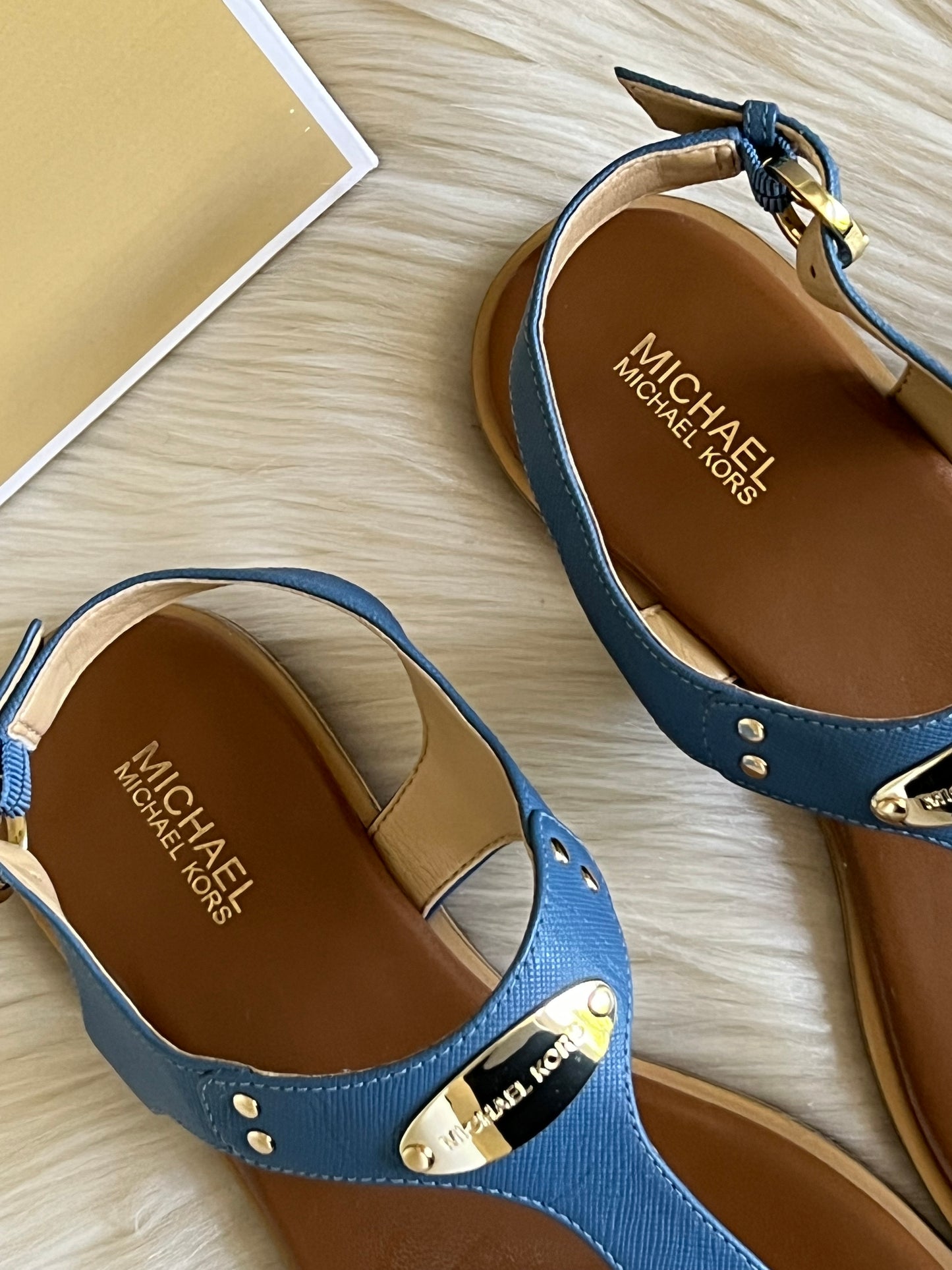 Michael Kors Logo Plate Leather Thong Sandal