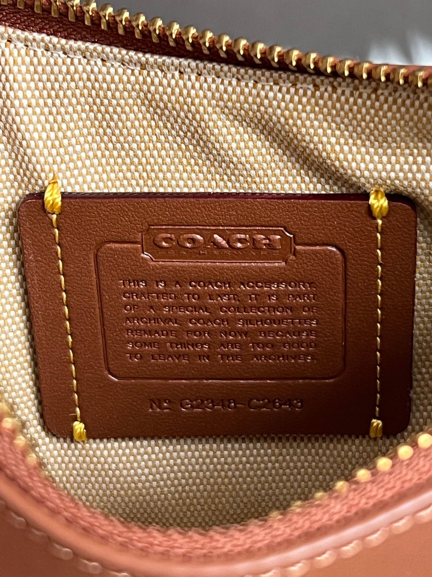 Coach Swinger 20