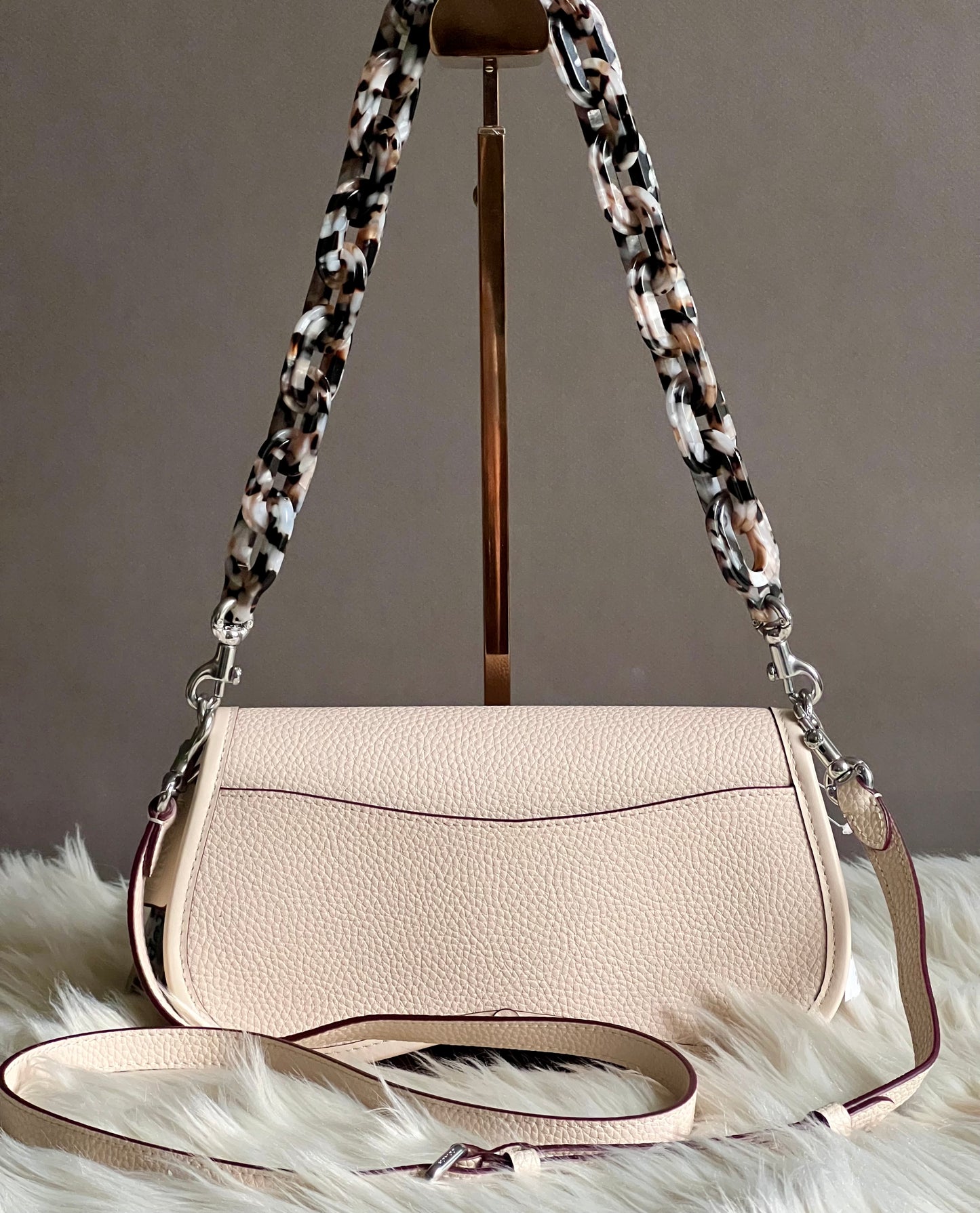 Coach Wavy Dinky Bag in Coachtopia Leather