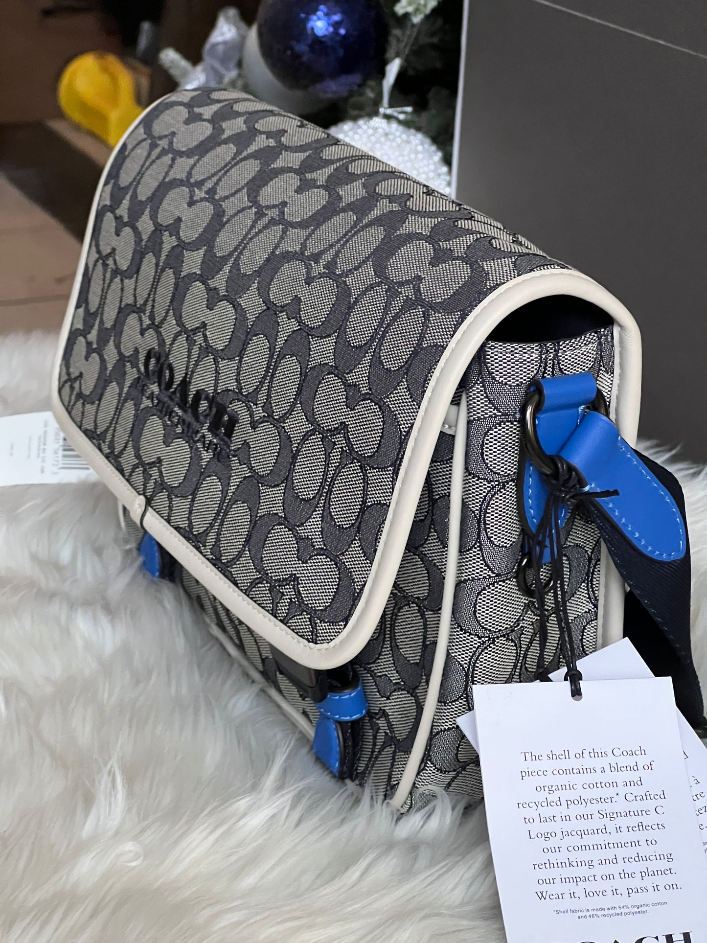 Coach League Messenger Bag in Signature