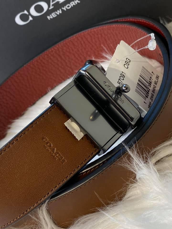 Coach Men’s Jeans Buckle Cut-To-Size Reversible Belt