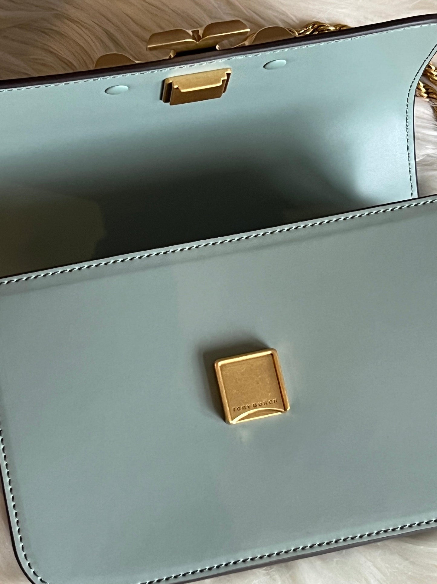 Tory Burch Eleanor Textured Small Convertible Shoulder Bag