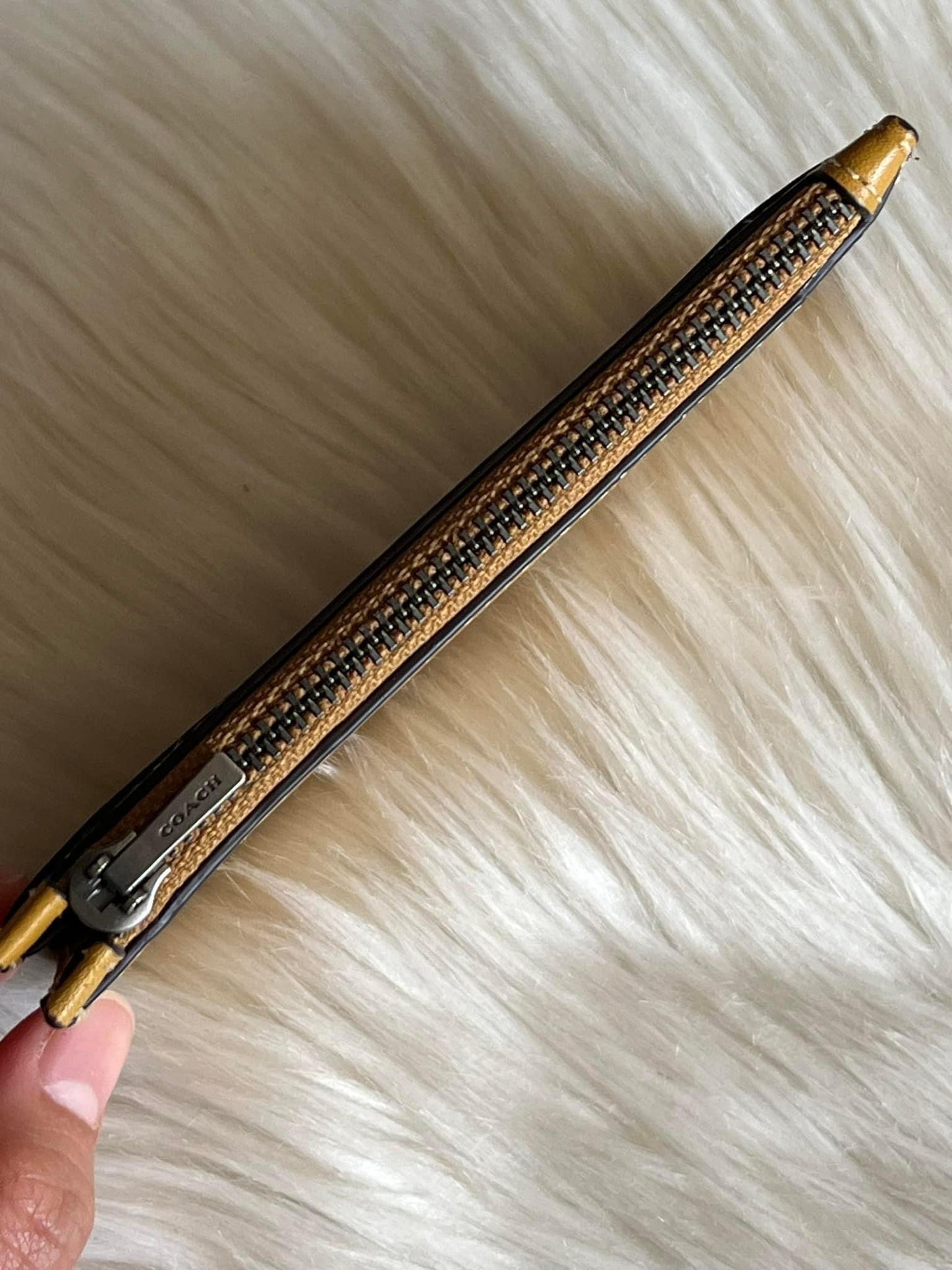 Coach Men’s Zip Card Case with Coach Badge