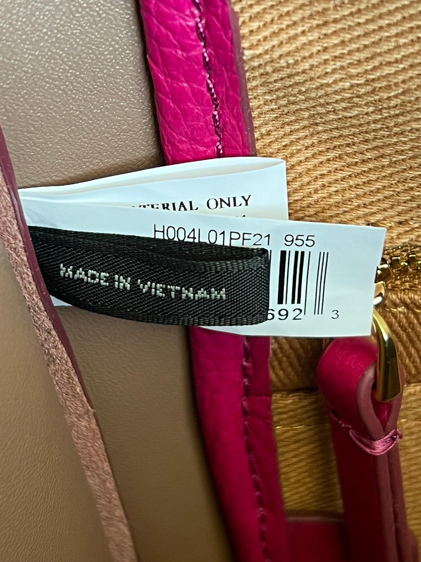 Marc Jacobs The Leather Medium Tote Bag