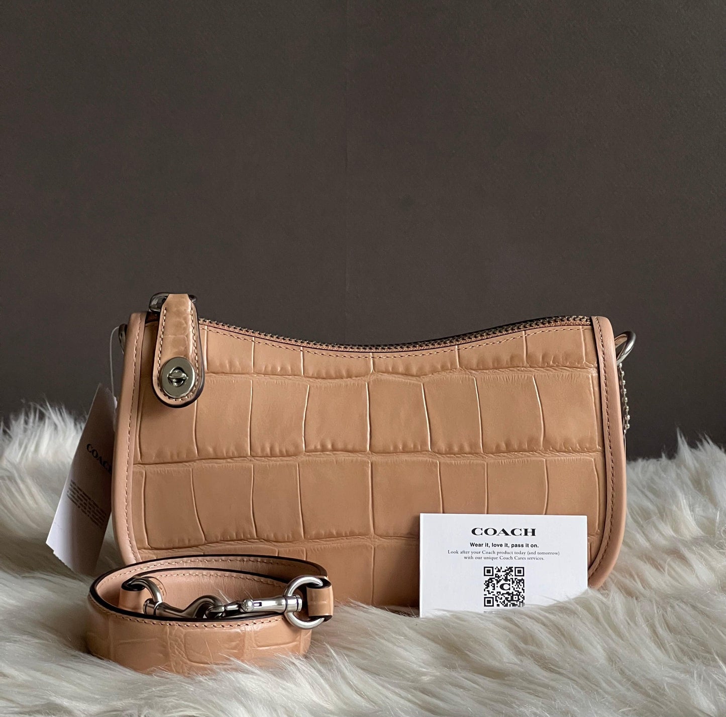 Coach Swinger Bag 20