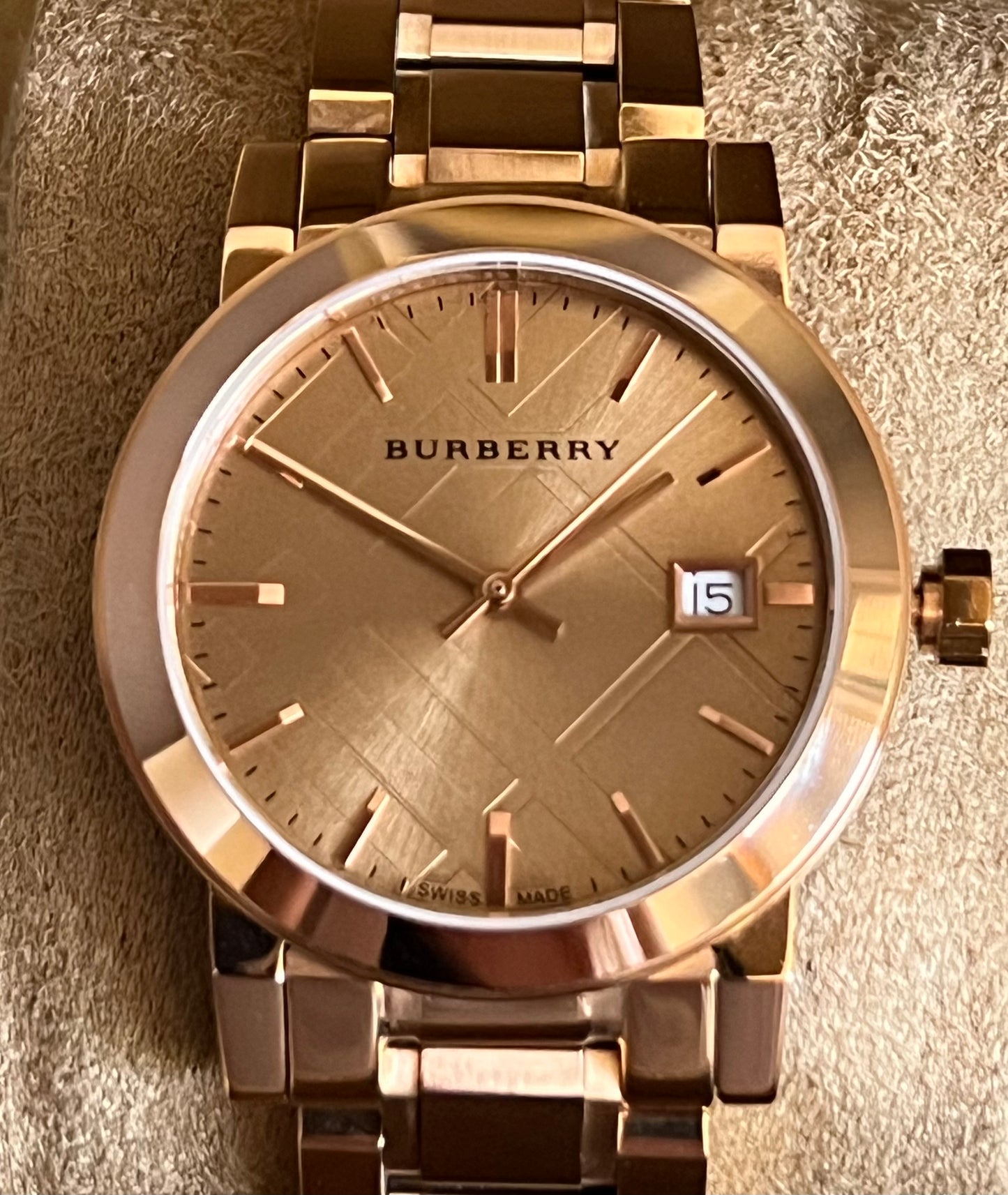 Burberry Women’s The City Rose Dial Rose Gold-Tone Watch