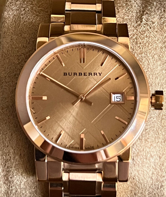 Burberry Women’s The City Rose Dial Rose Gold-Tone Watch