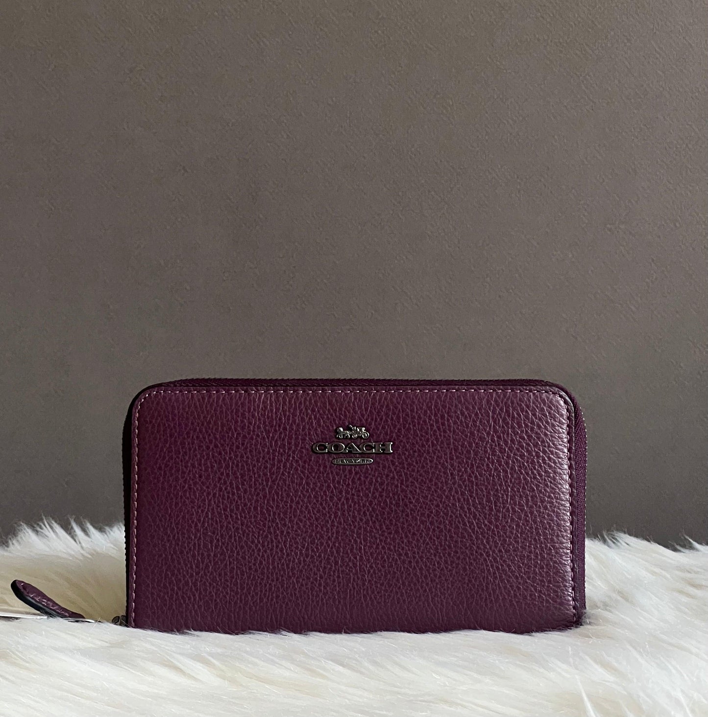 Coach Medium ID Zip Wallet