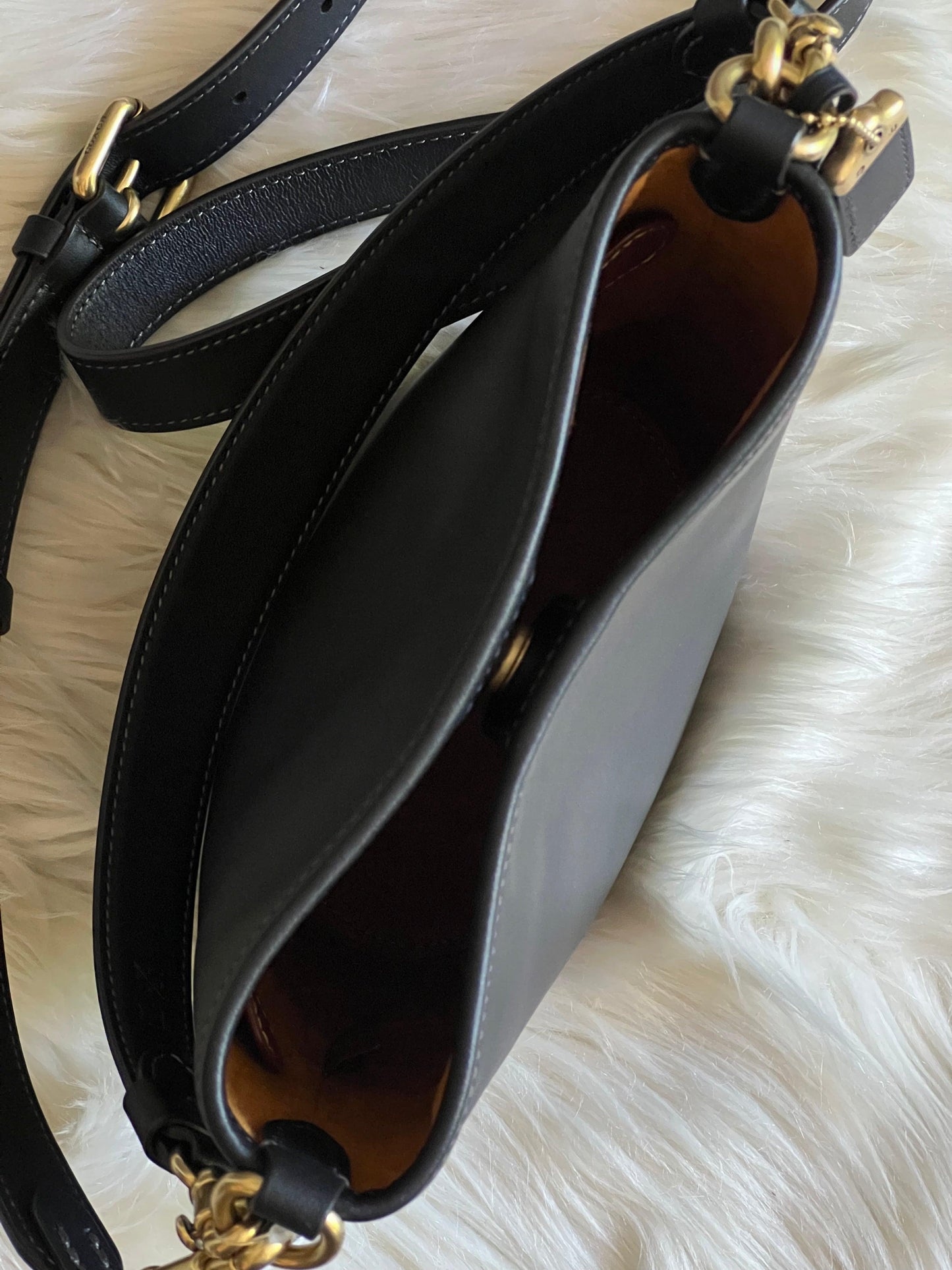 Coach Dakota Bucket Bag 16