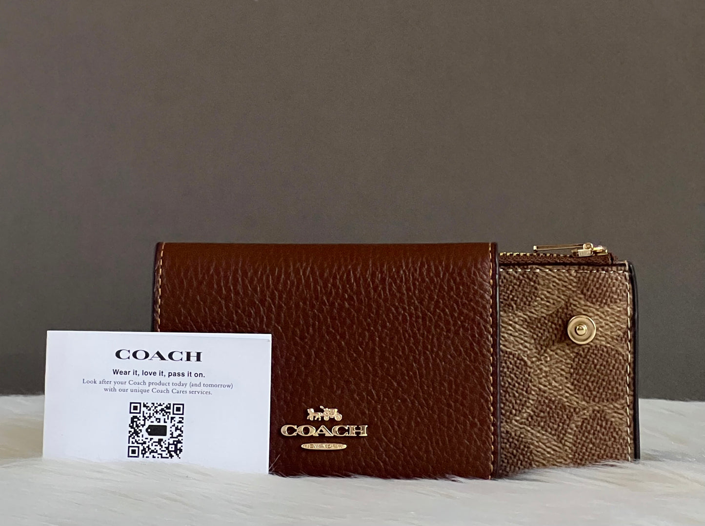 Coach Card Holder Wallet In Signature Canvas