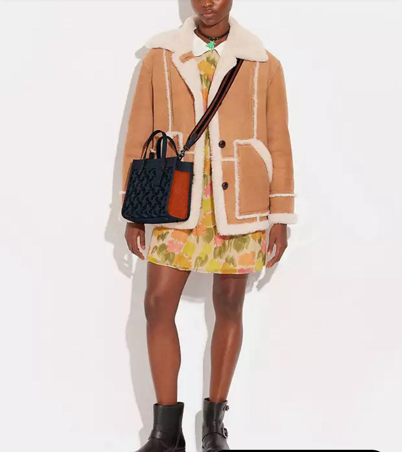 Coach Field Tote 22 with Horse and Carriage