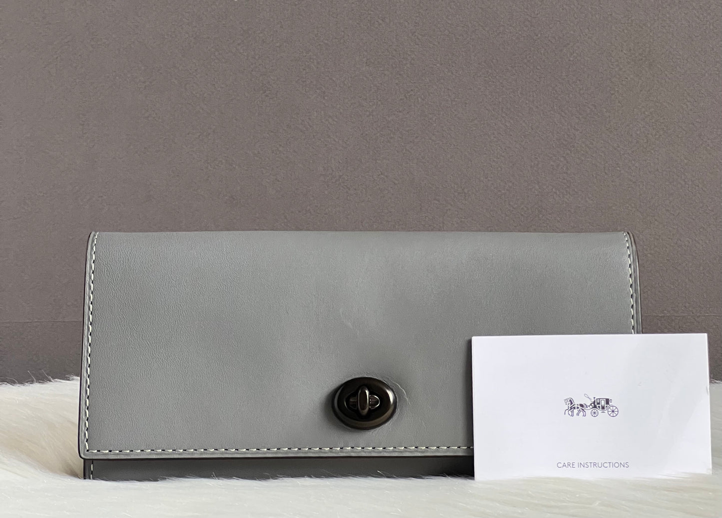 Coach Women’s Envelope Turnlock Wallet