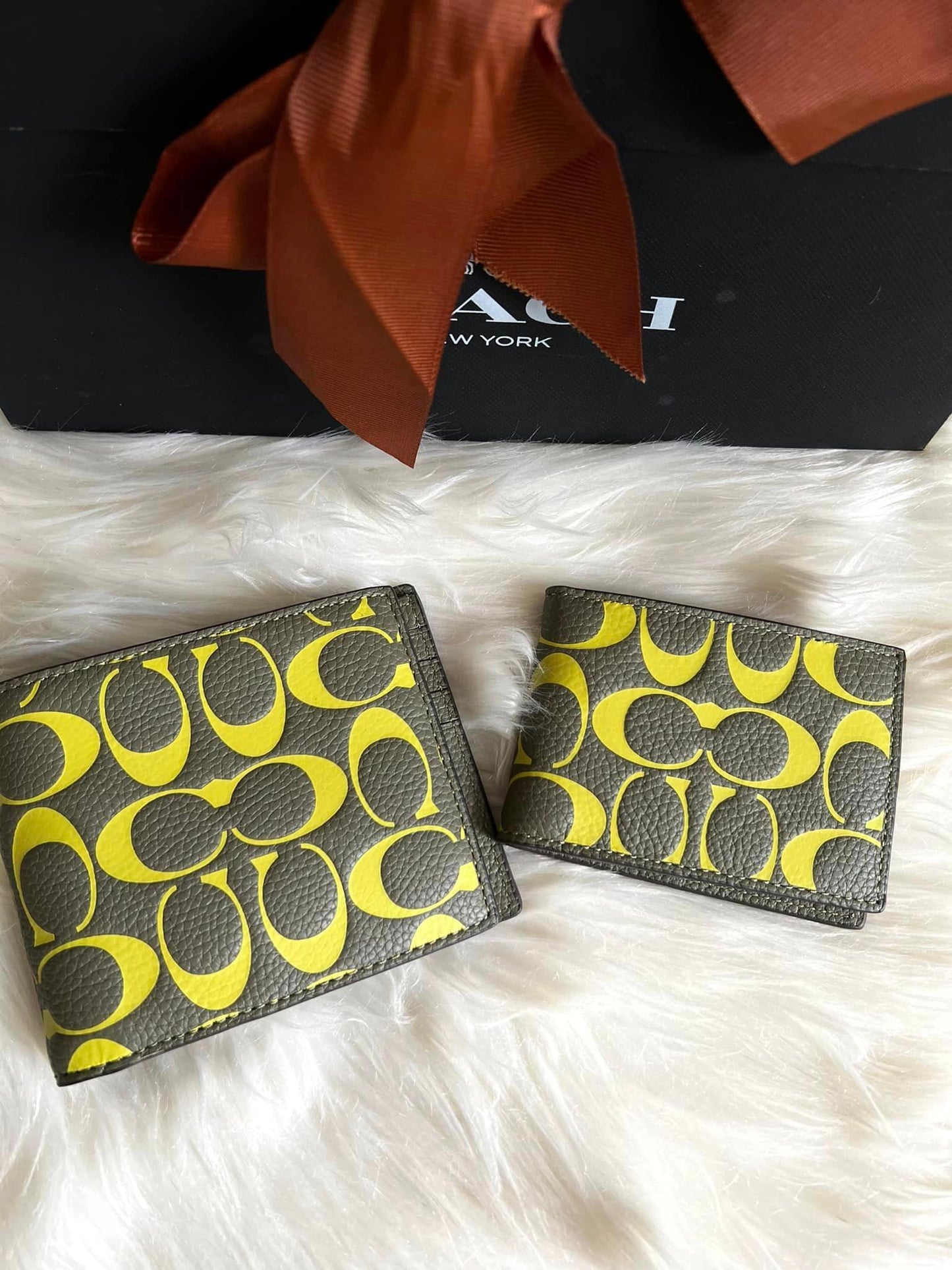 Coach Men’s 3-in-1 Wallet in Signature Leather