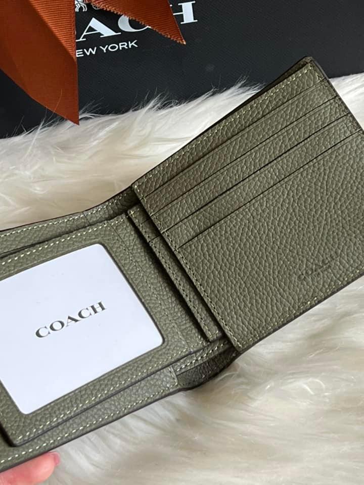 Coach Men’s 3-in-1 Wallet in Signature Leather
