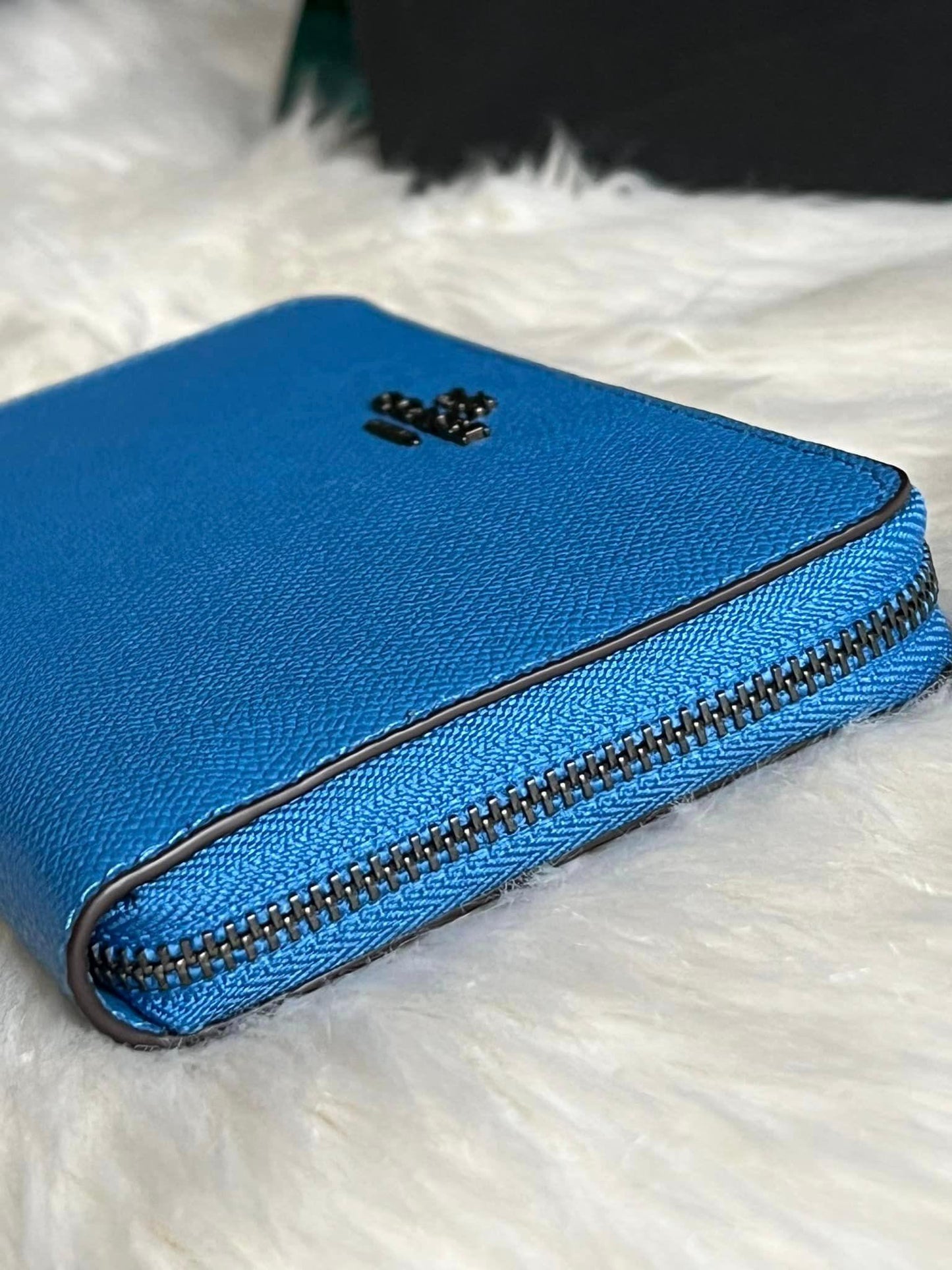 Coach Medium Zip Around Wallet