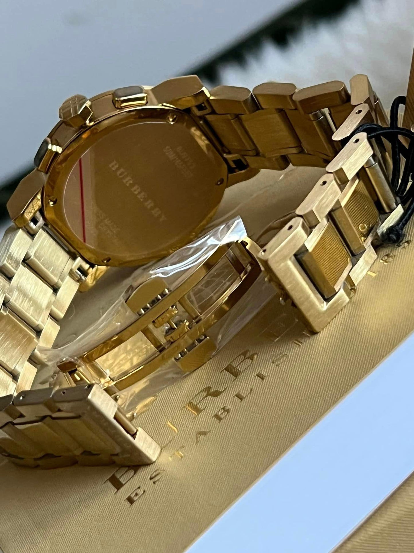 Burberry Unisex The City Gold Stainless Steel Watch