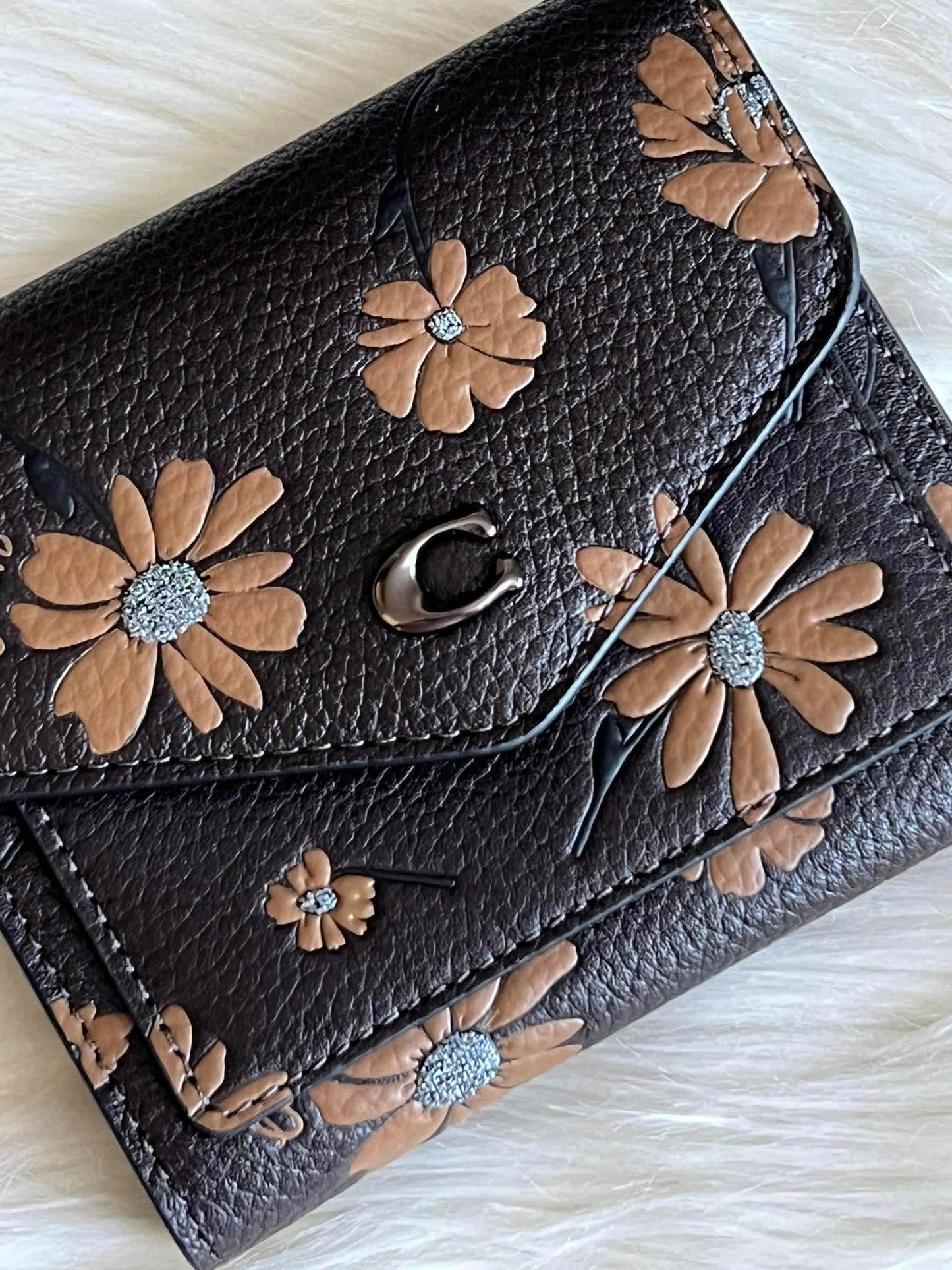 Coach Wyn Small Wallet with Floral Print