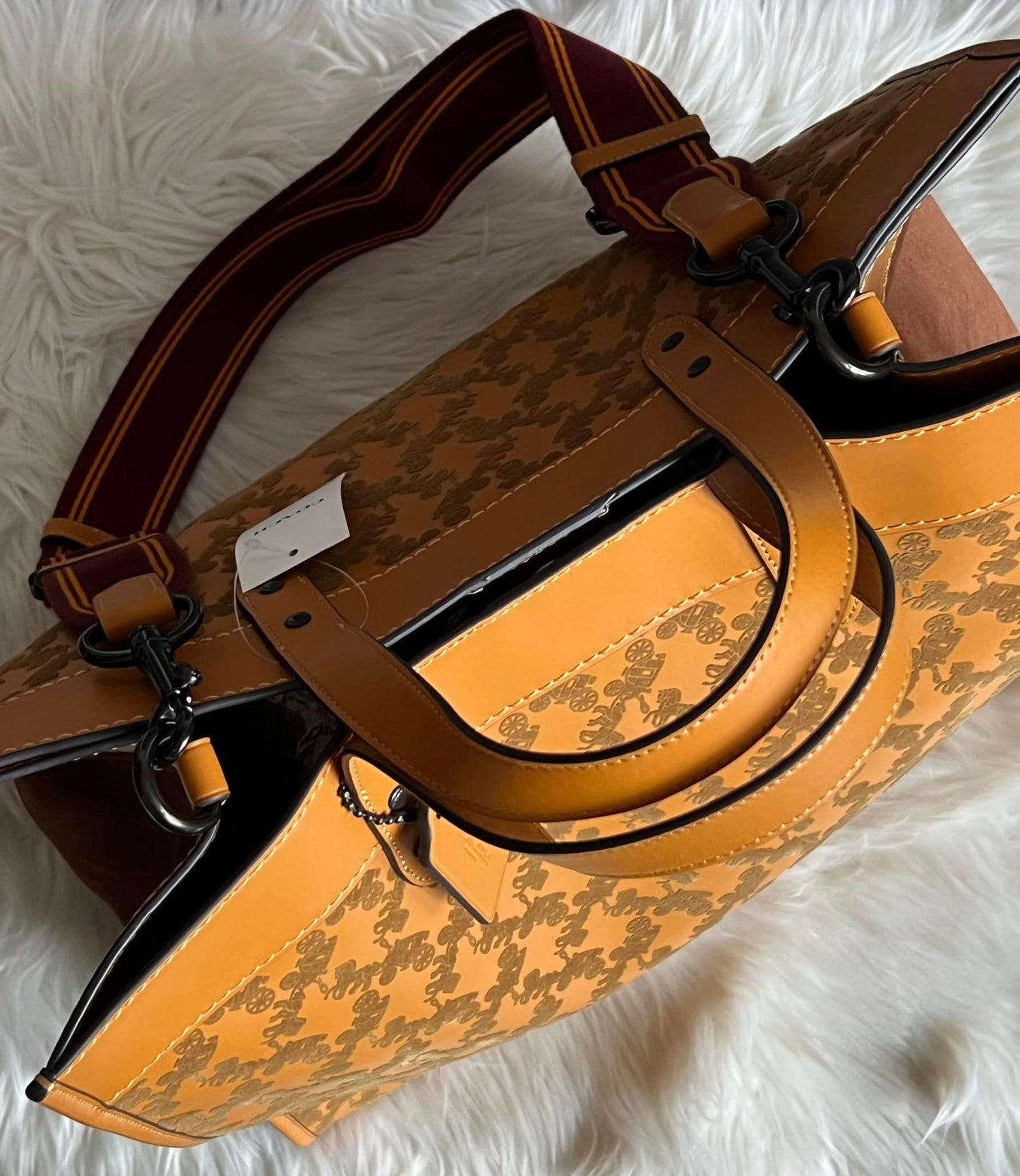 Coach Field Tote 40 with Horse and Carriage