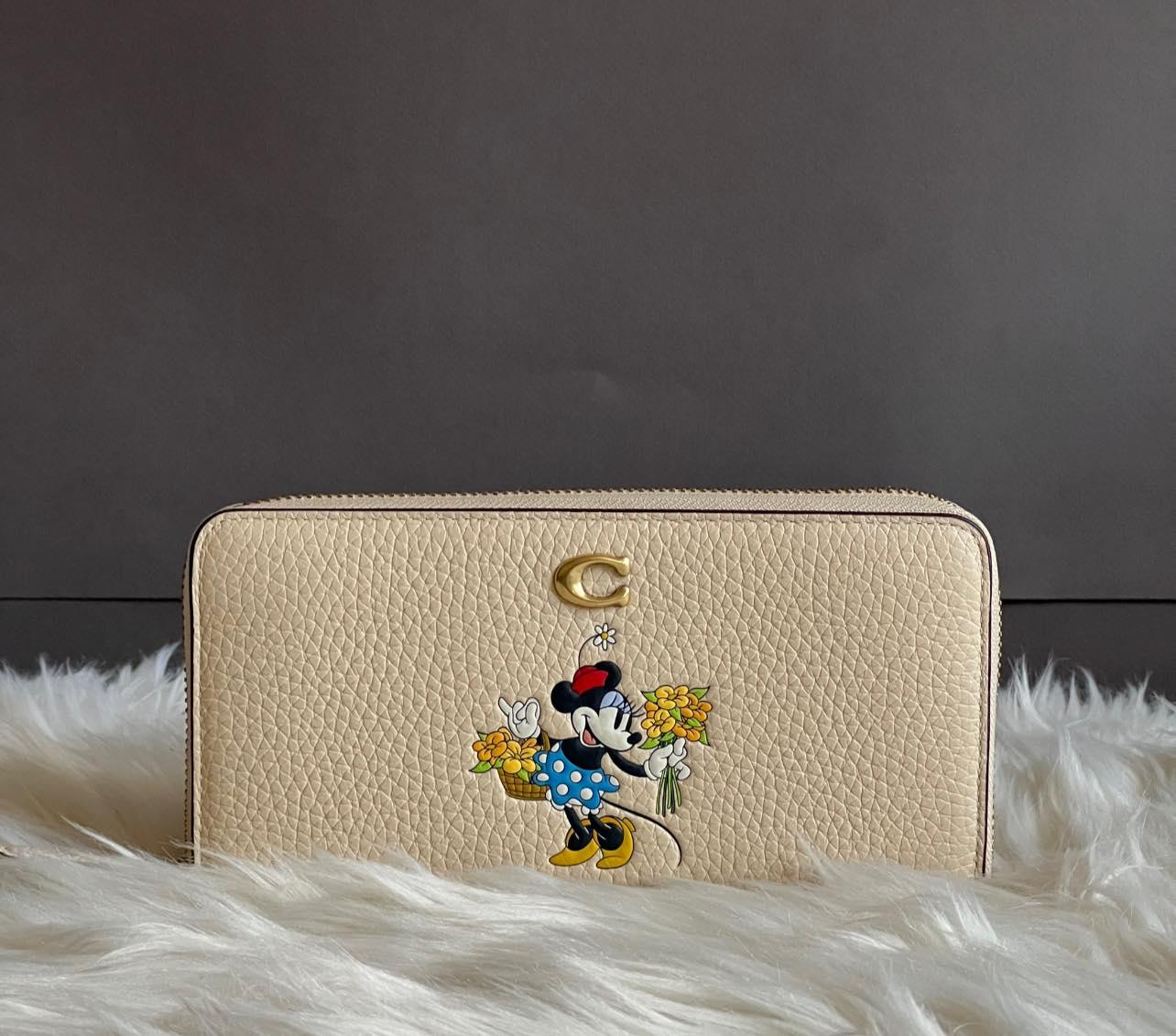 Disney X Coach Accordion Zip Wallet with Minnie Mouse in Regenerative Leather