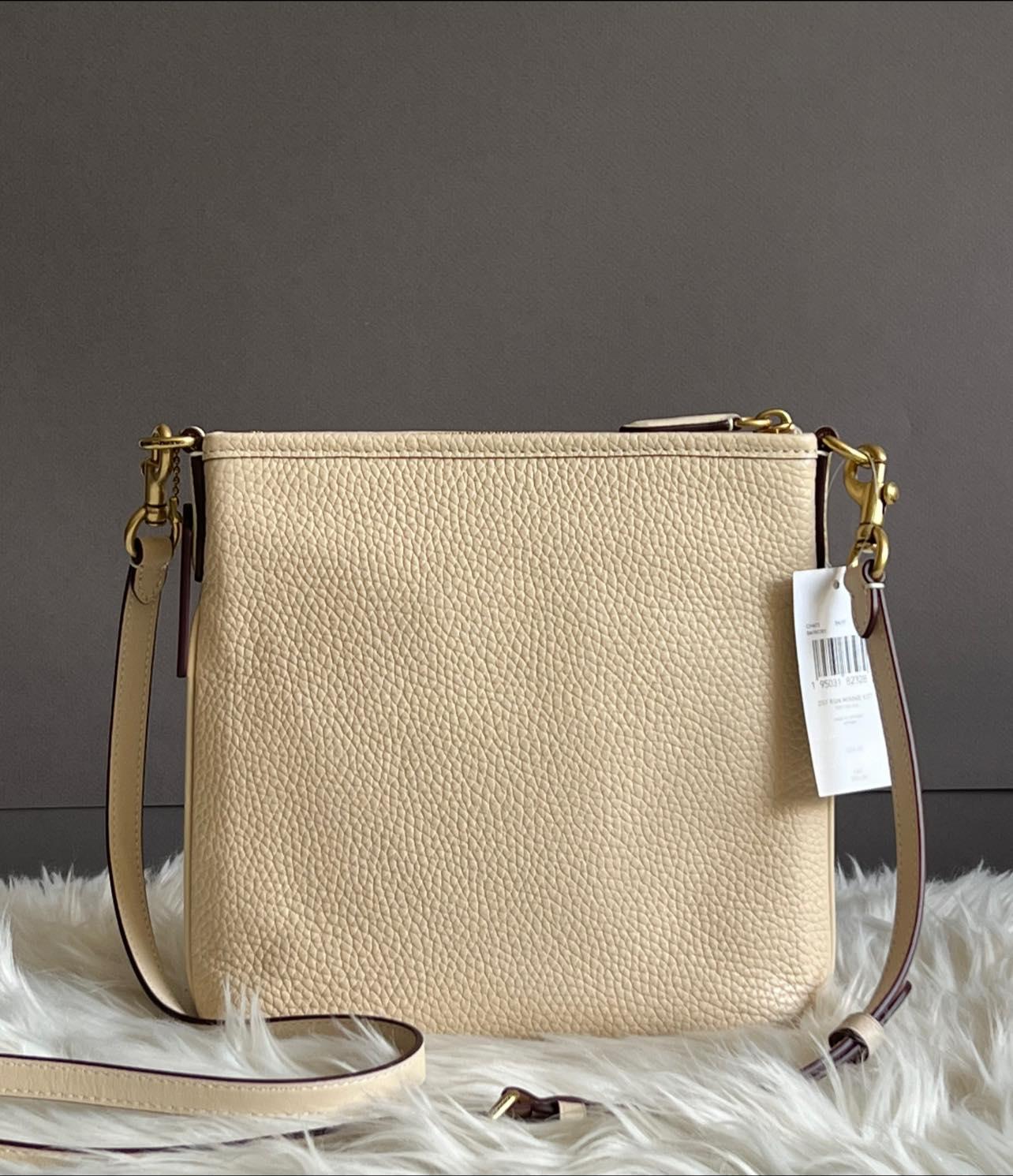 Disney X Coach Kitt Messenger Crossbody in Regenerative Leather with Minnie Mouse