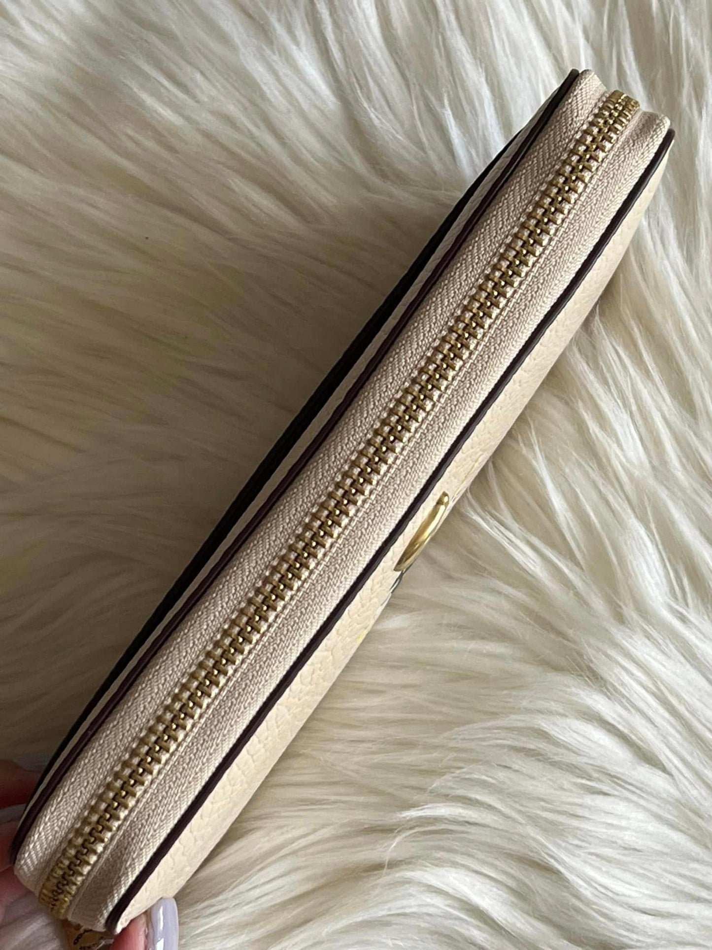Disney X Coach Accordion Zip Wallet with Minnie Mouse in Regenerative Leather