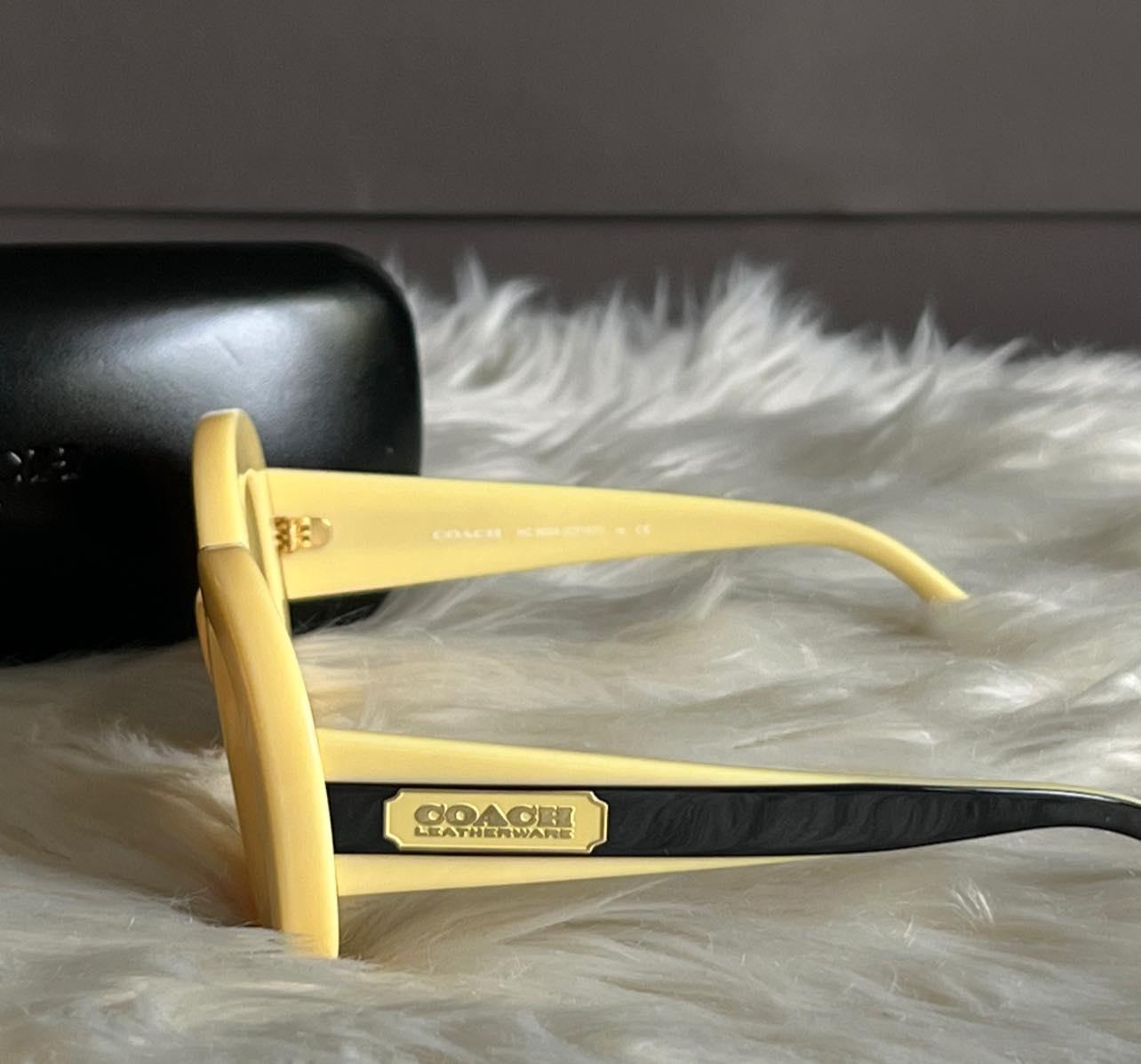 Coach Round Frame Sunglasses