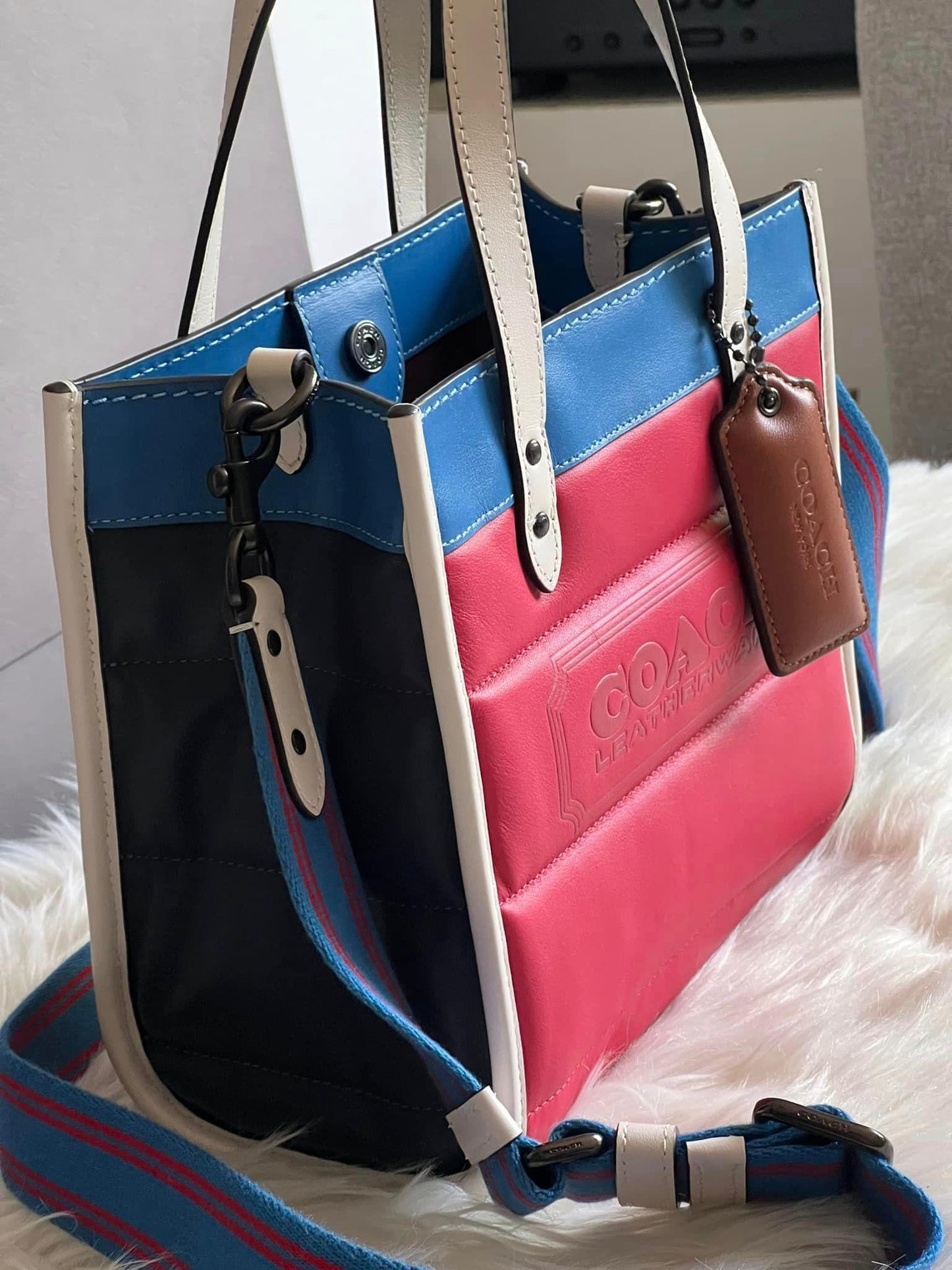 Coach Field Tote 22 with Colorblock Quilting and Coach Badge