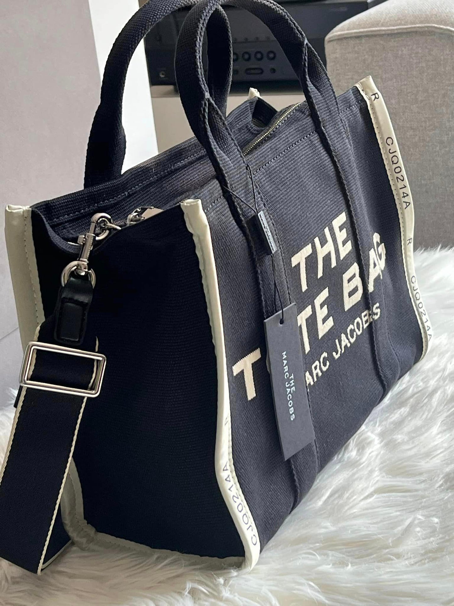 Marc Jacobs The Jacquard Medium Tote Bag