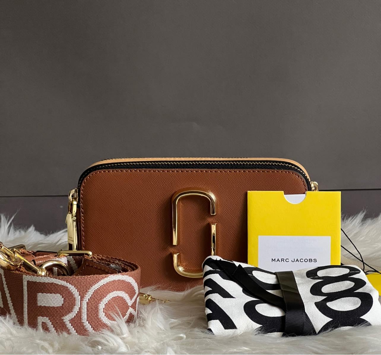 Marc Jacobs The Snapshot