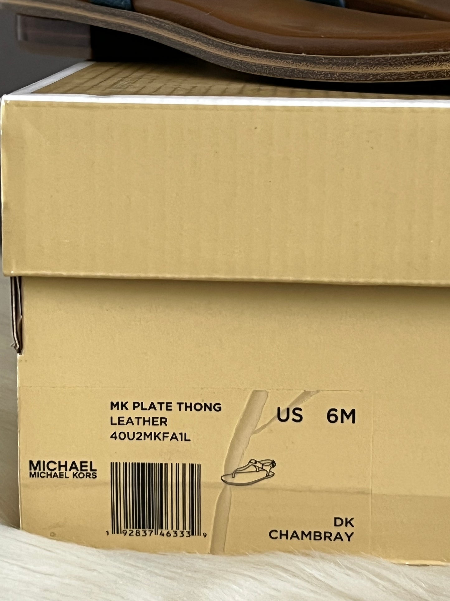 Michael Kors Logo Plate Leather Thong Sandal