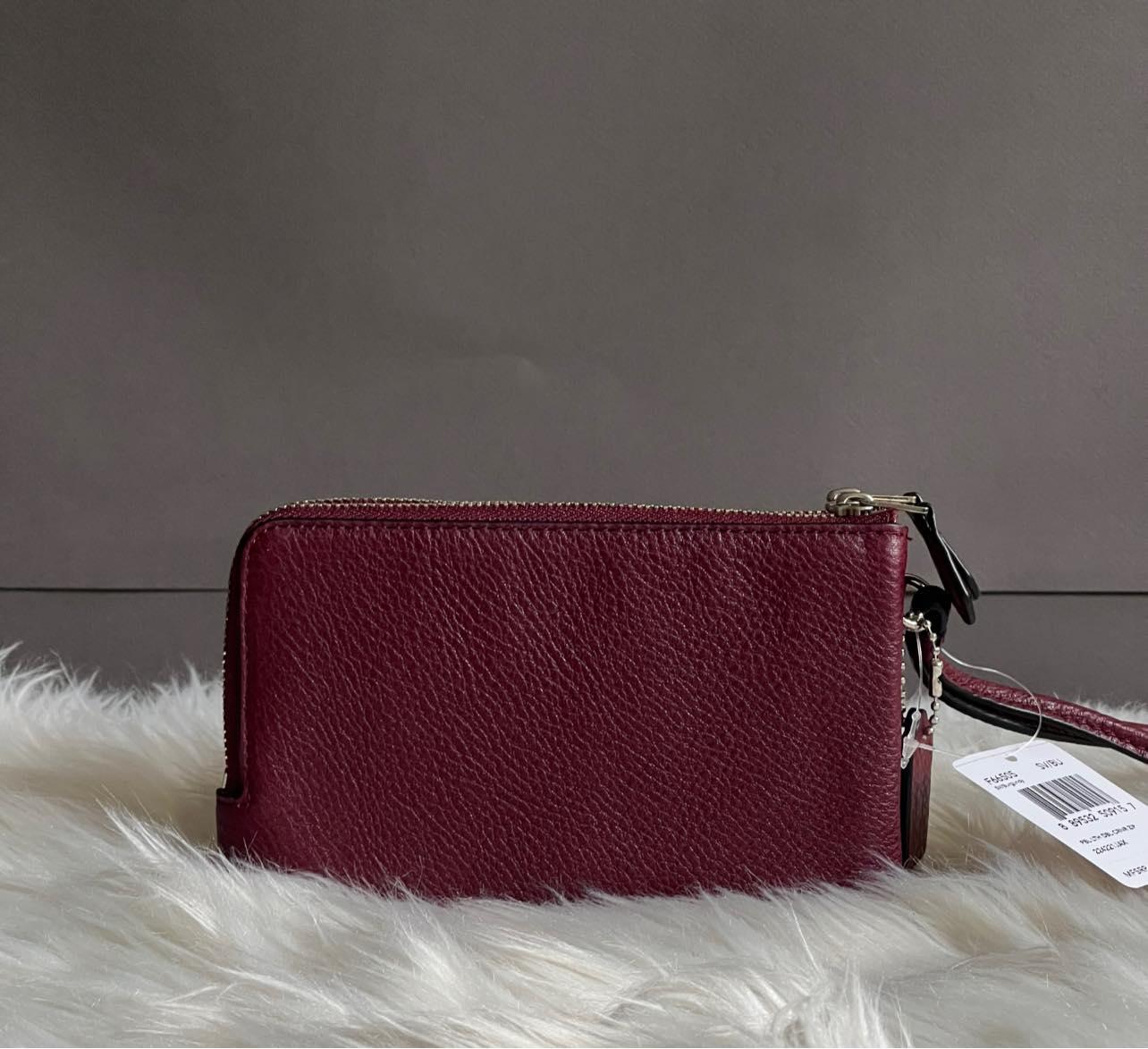 Coach Double Corner Zip Wristlet