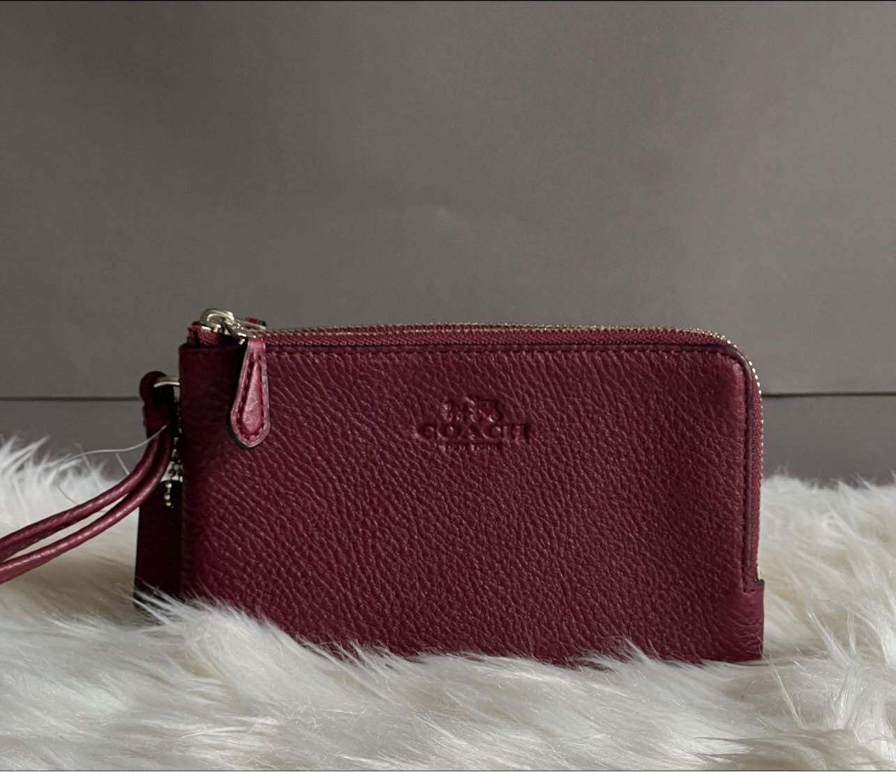 Coach Double Corner Zip Wristlet
