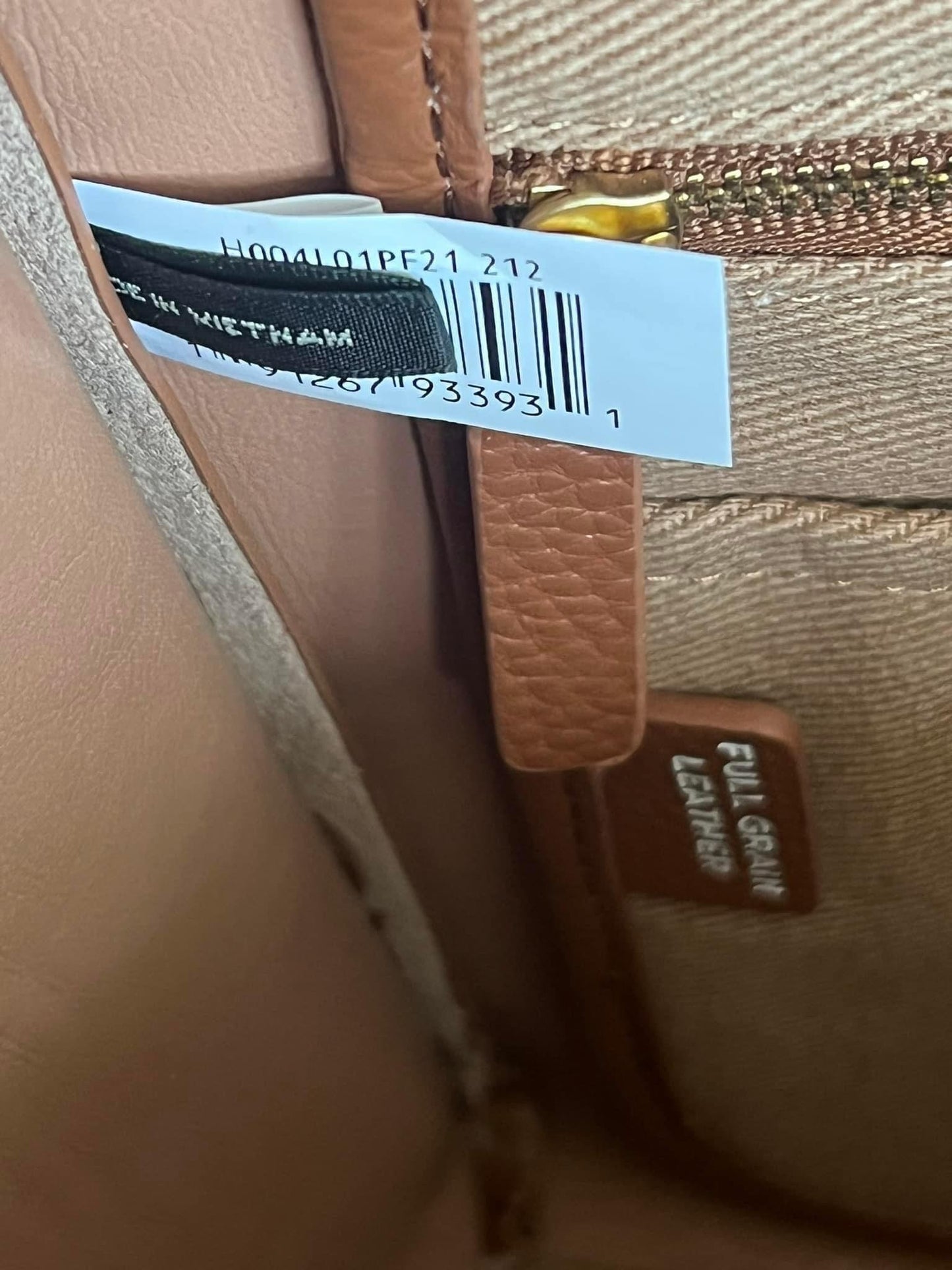 Marc Jacobs The Leather Medium Tote Bag