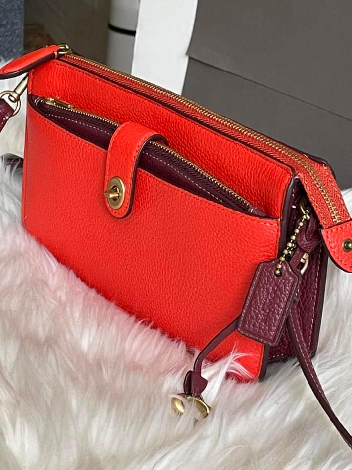Coach Noa Pop-up Messenger in Colorblock