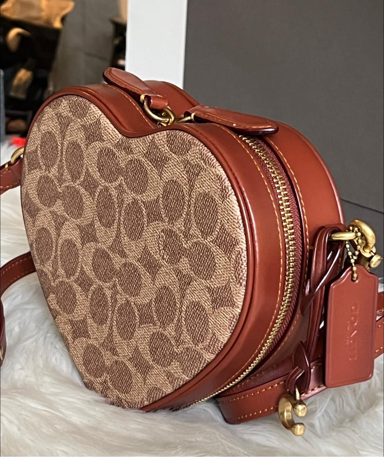 Coach Heart Crossbody in Signature Canvas