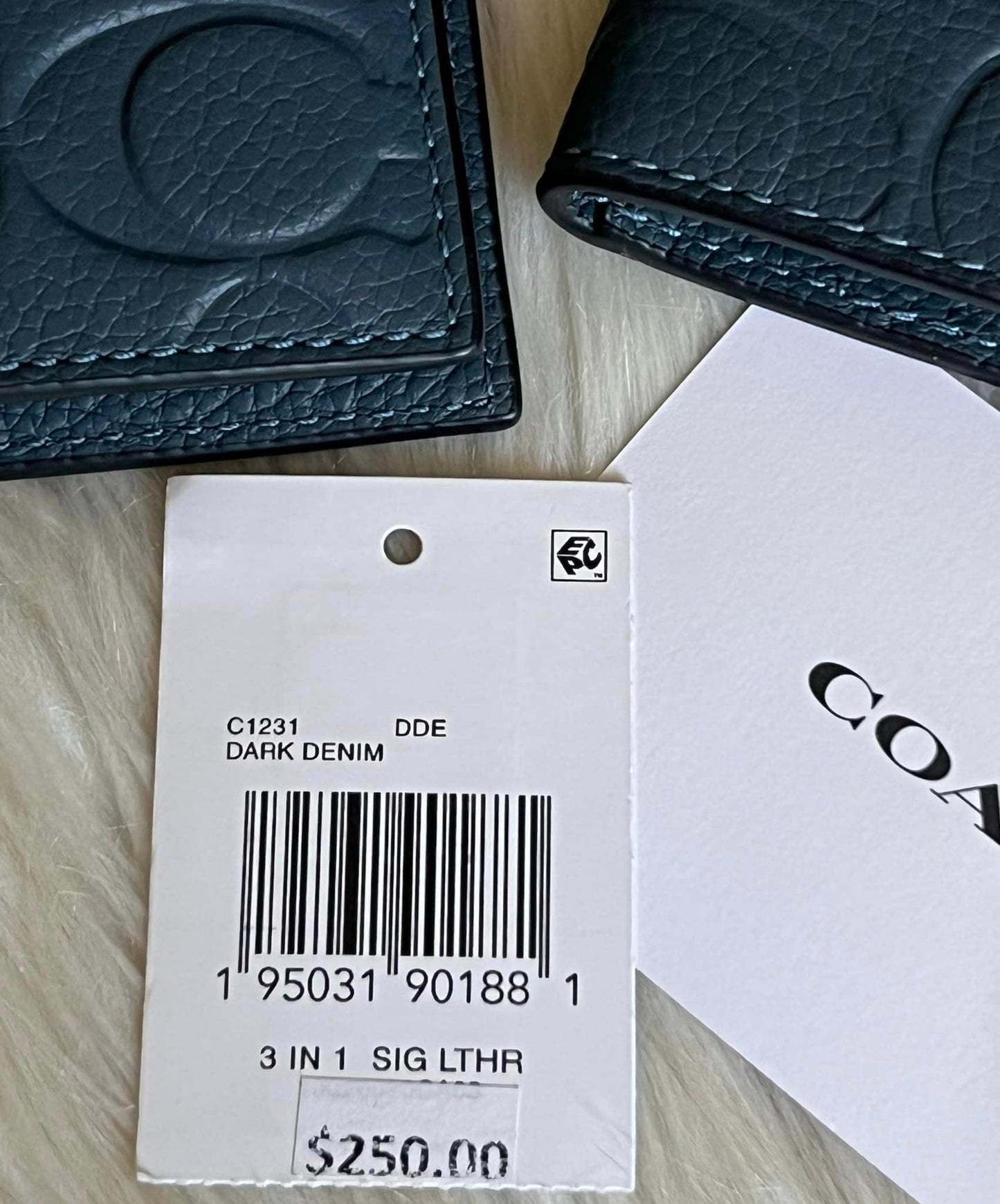 Coach Men’s 3-in-1 Wallet in Signature Leather
