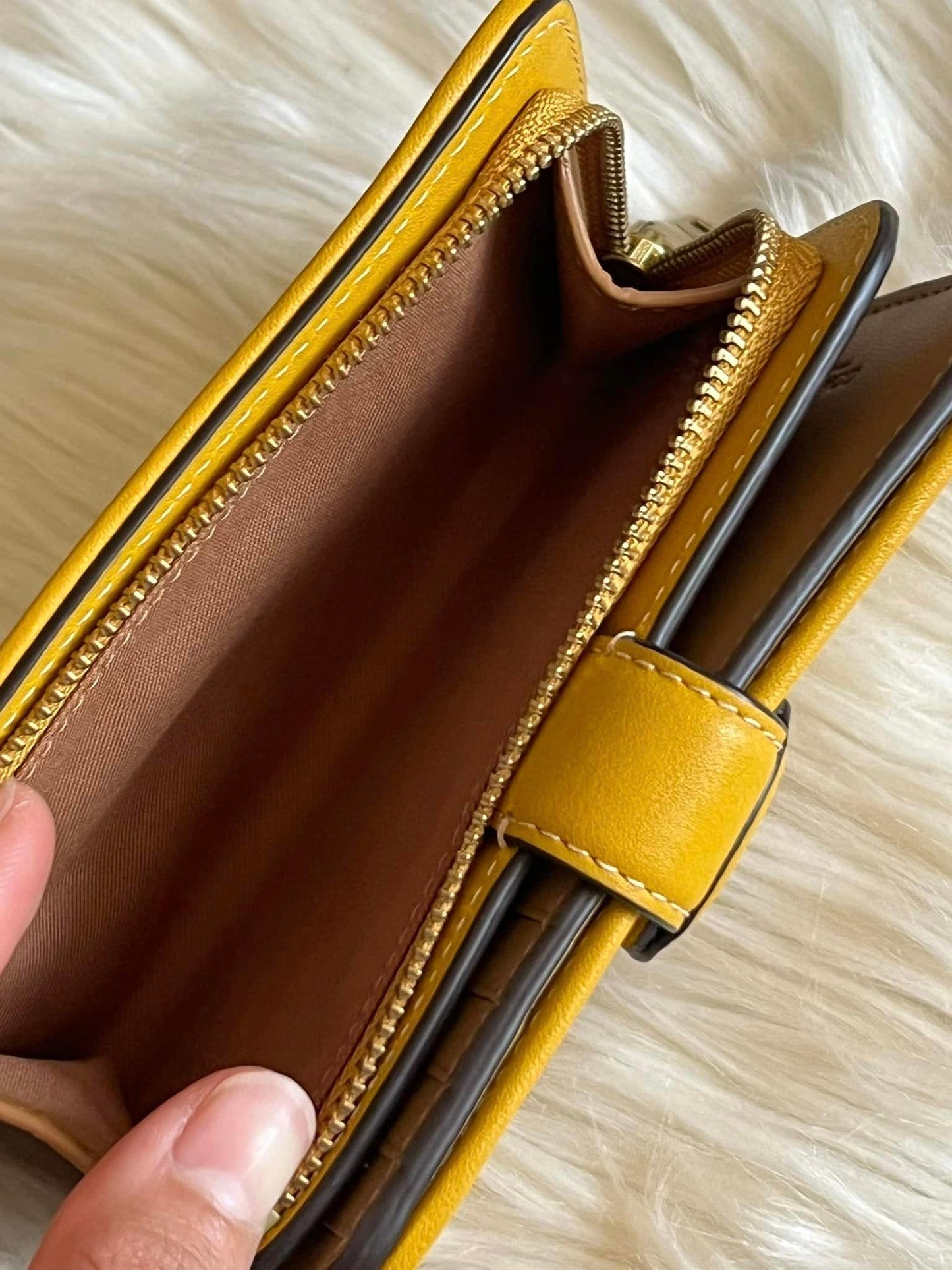 Coach Tabby Medium Wallet