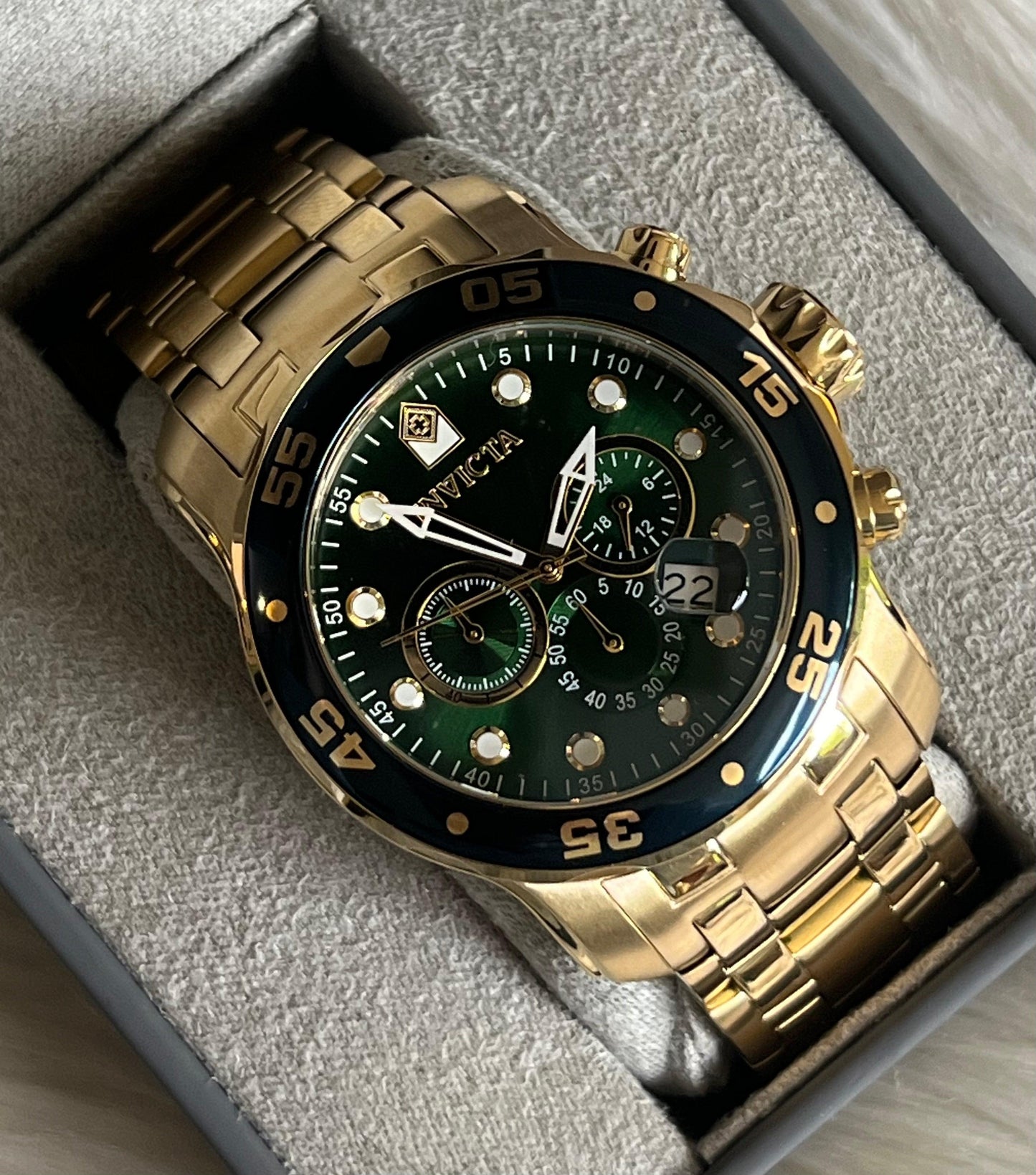 Invicta Pro Diver Scuba Men’s Watch