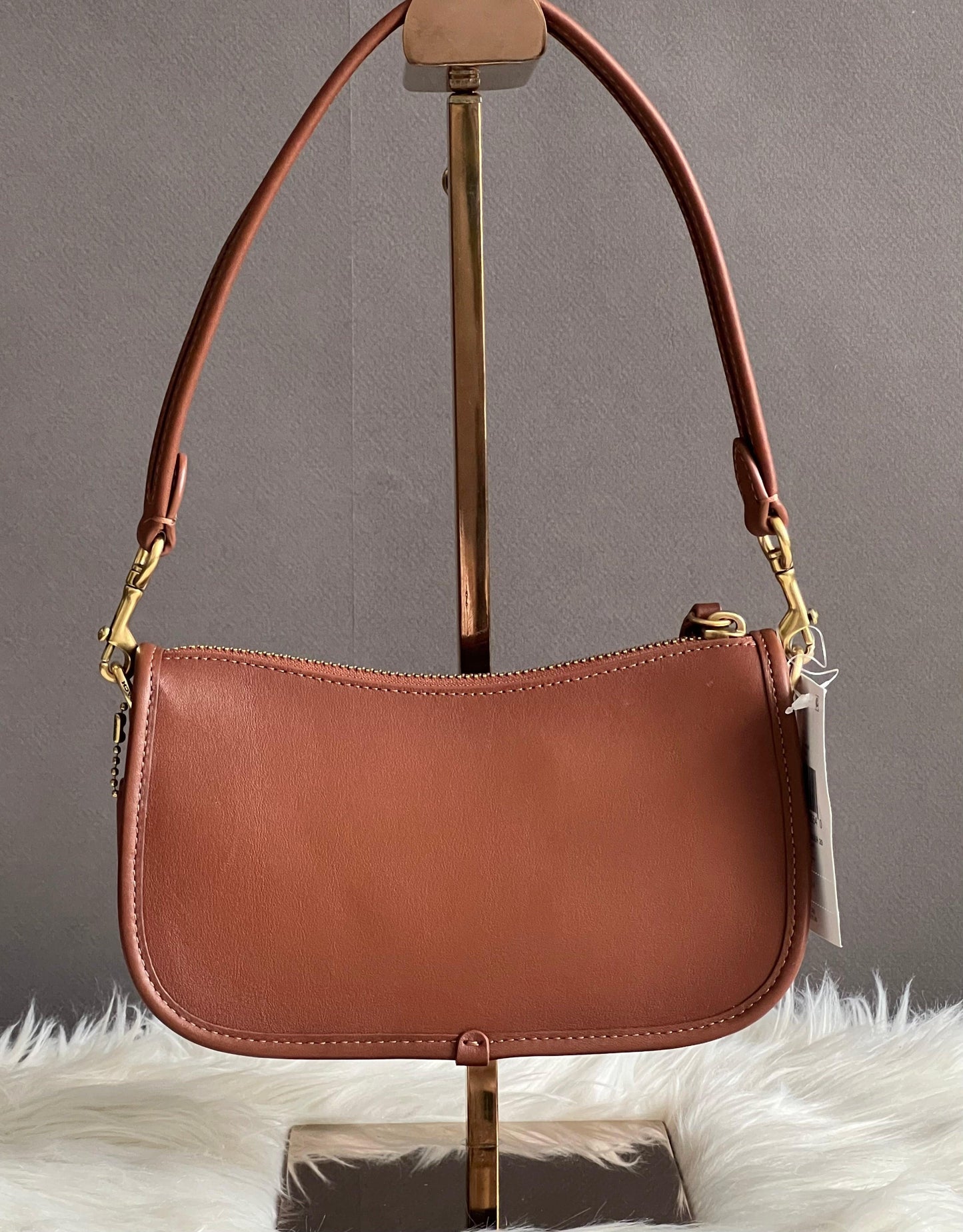 Coach Swinger 20