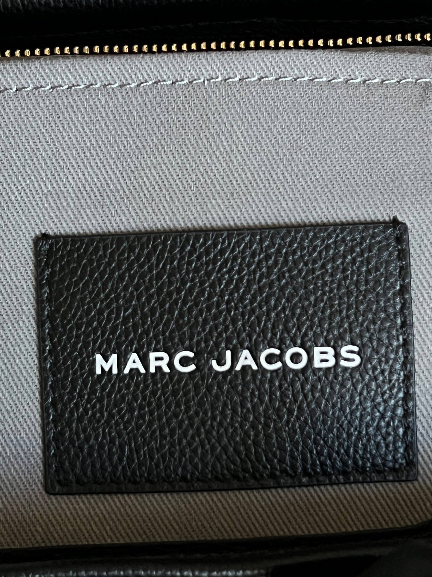 Marc Jacobs The Leather Large Tote Bag