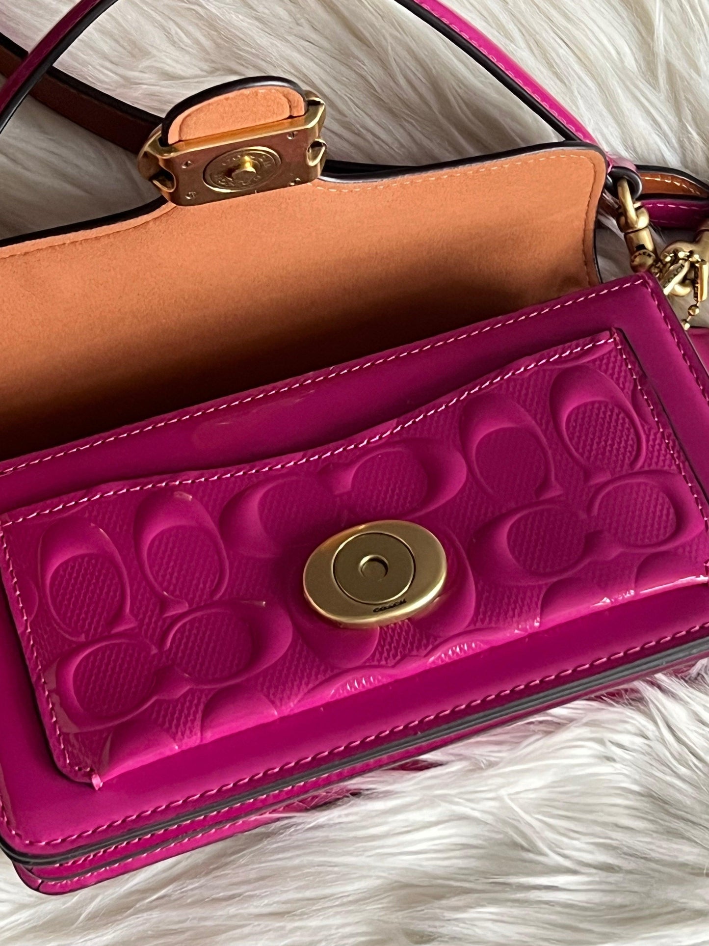 Coach Tabby Shoulder Bag 20 in Signature Leather