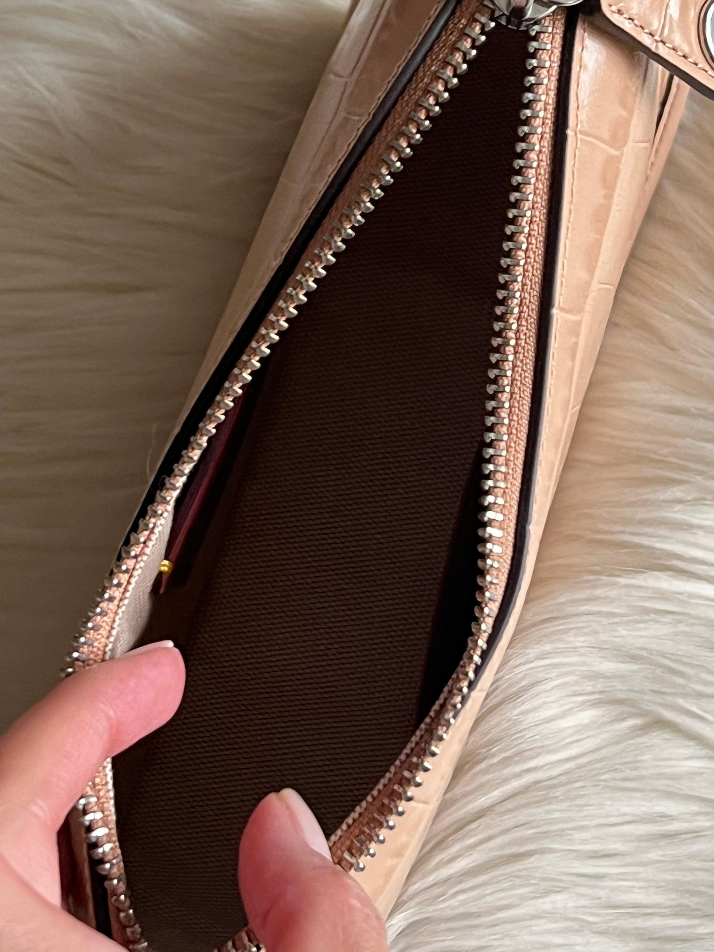 Coach Swinger Bag 20