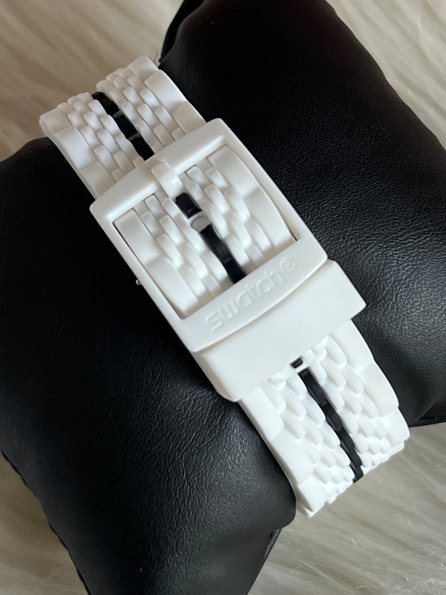 Swatch Piste Noire Watch