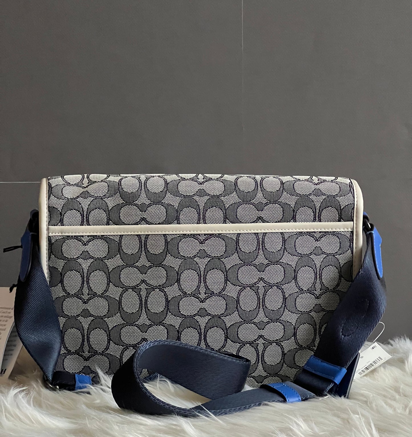 Coach League Messenger Bag in Signature