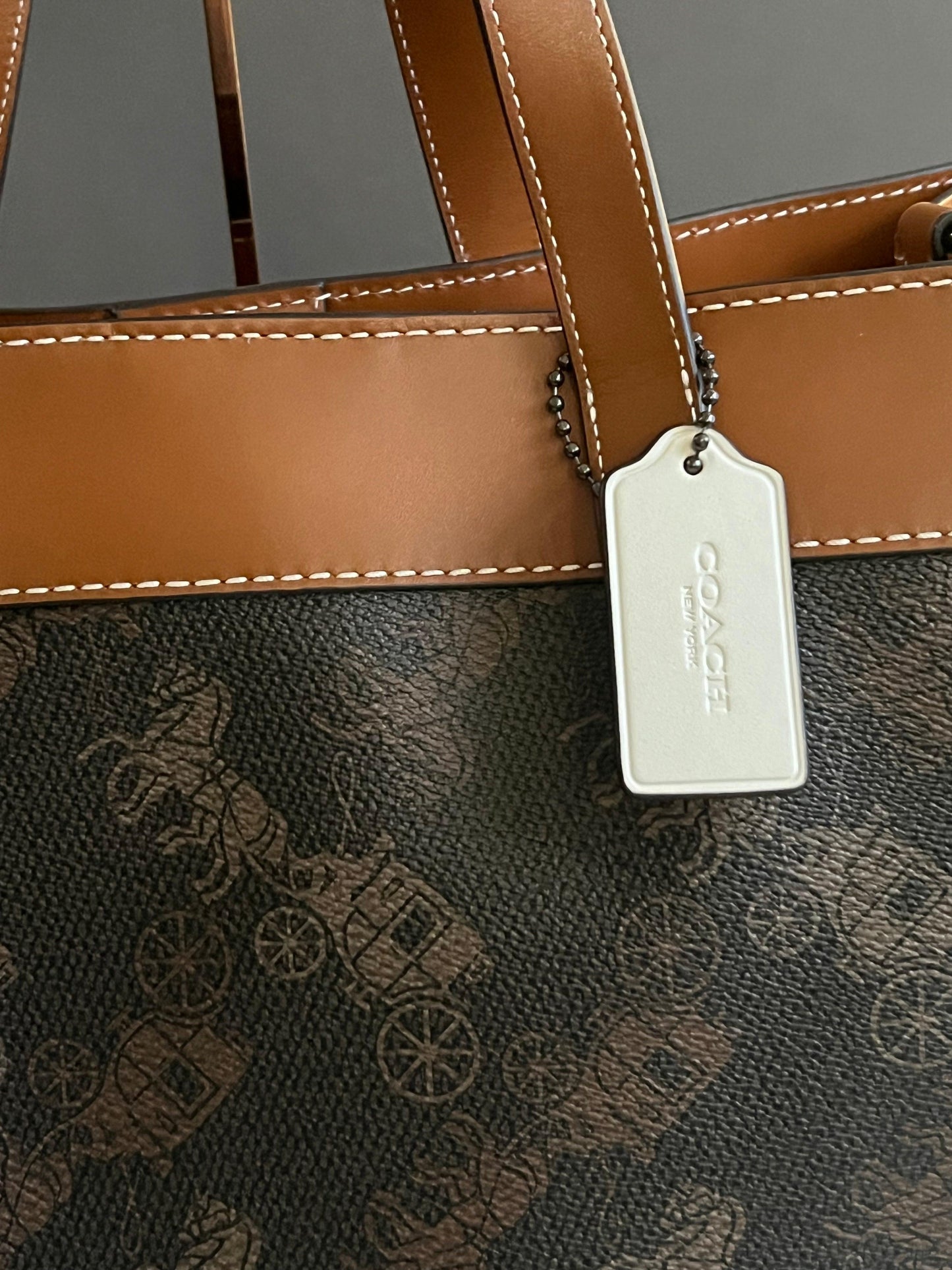 Coach Field Tote 40 with Large Horse and Carriage Print