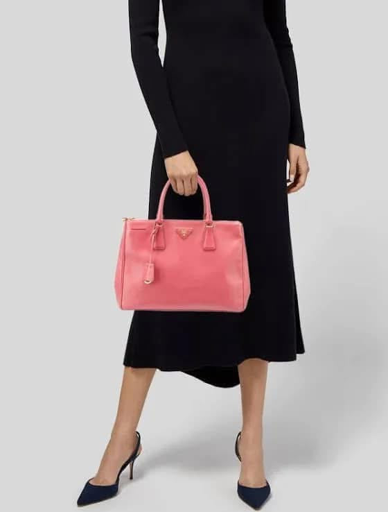 Prada Saffiano Lux Medium Galleria Zip Tote